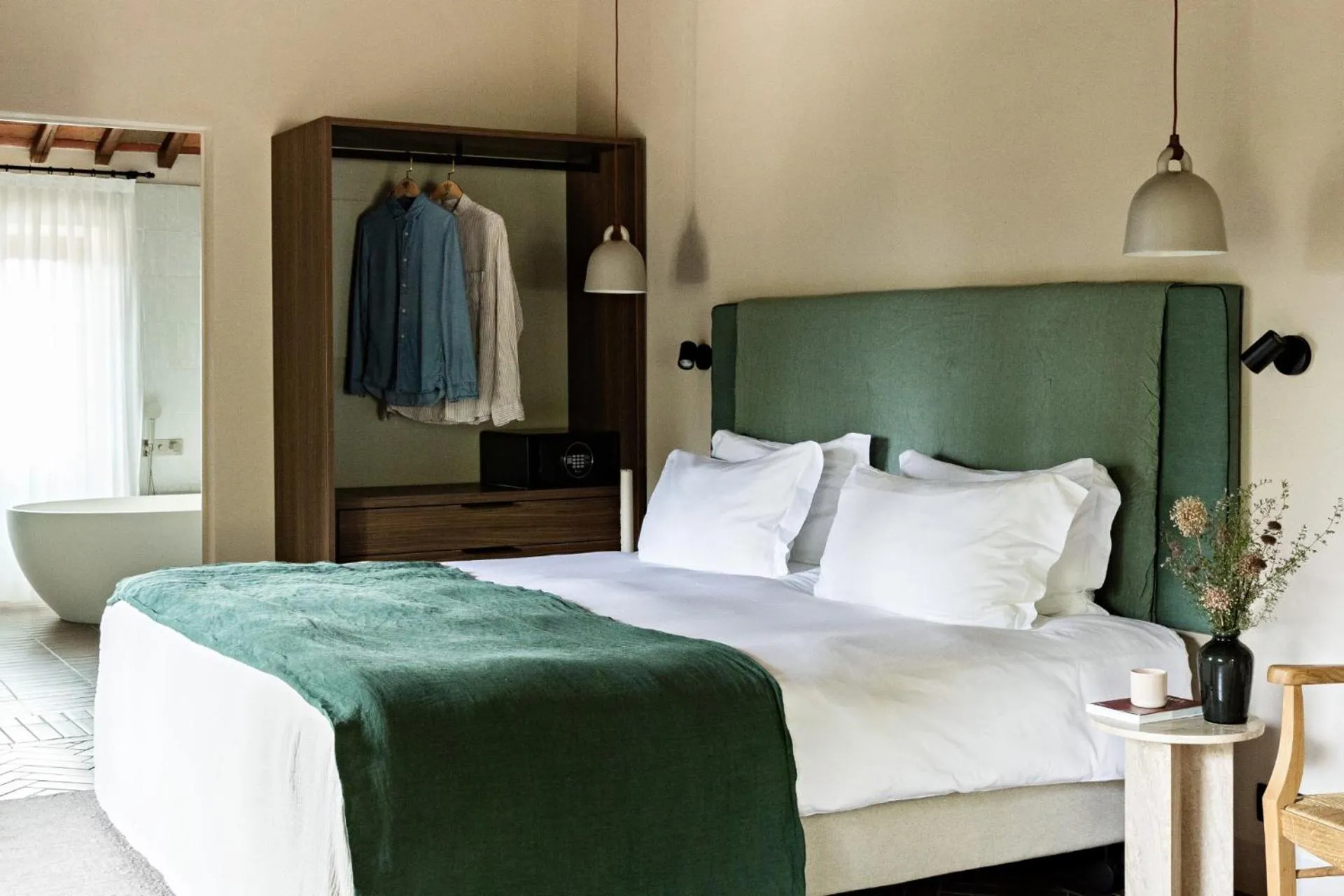 Bed in Pieve Aldina Relais & Châteaux