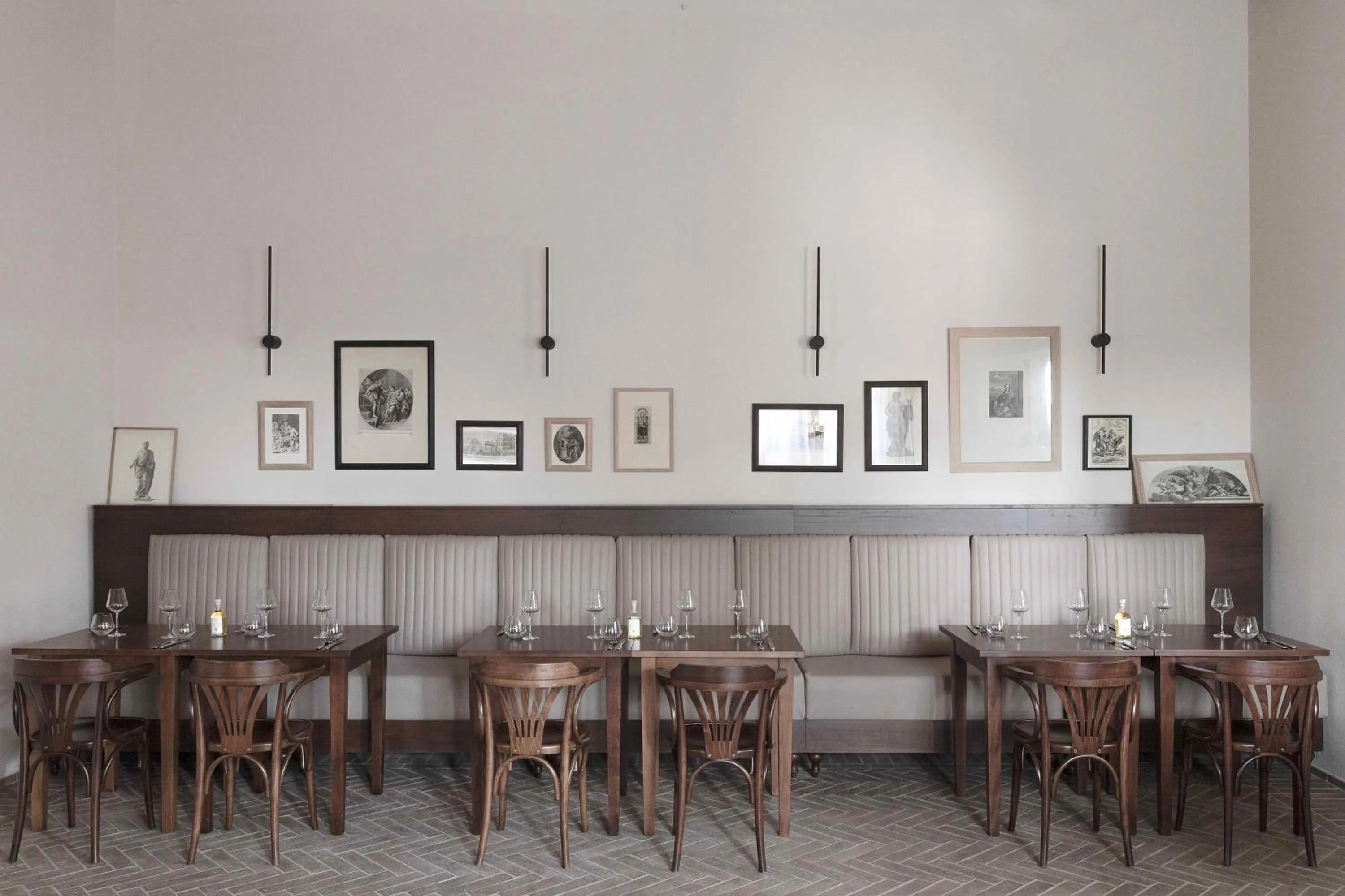 Restaurant/places to eat in Pieve Aldina Relais & Châteaux