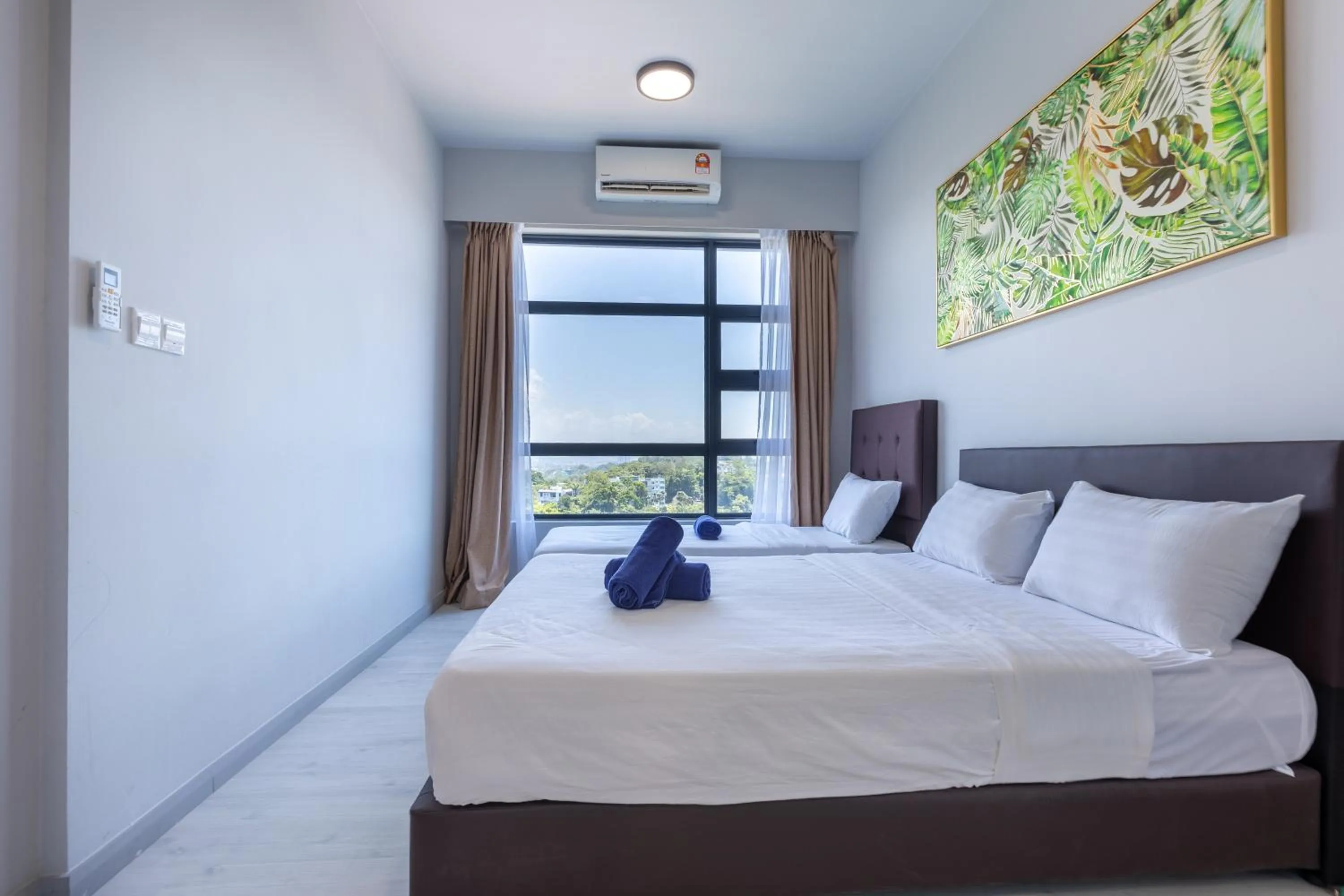 Bedroom, Bed in Margo Home - Jesselton Quay
