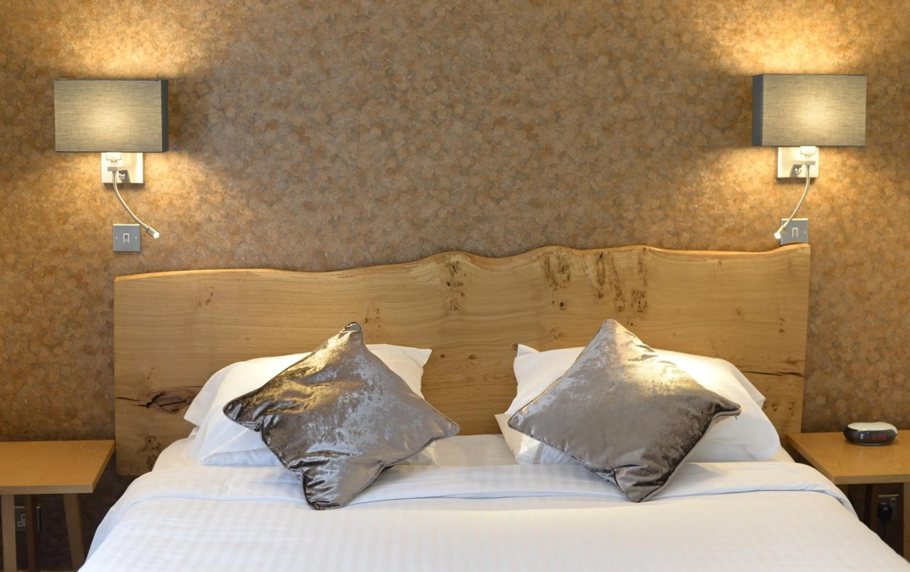 Bed in The Waterloo Hotel