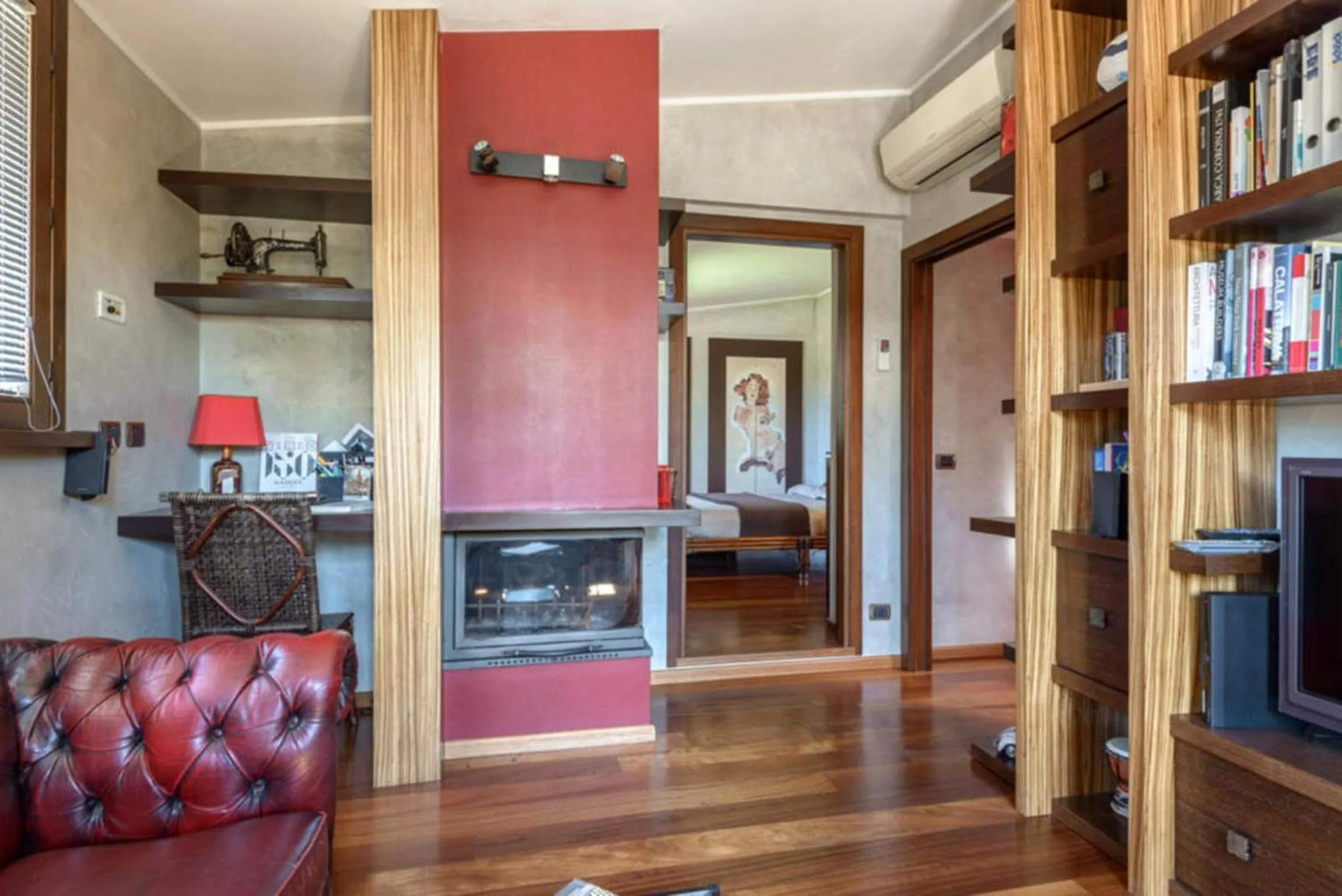 Library in La Valle dei Casali B&B Green Boutique