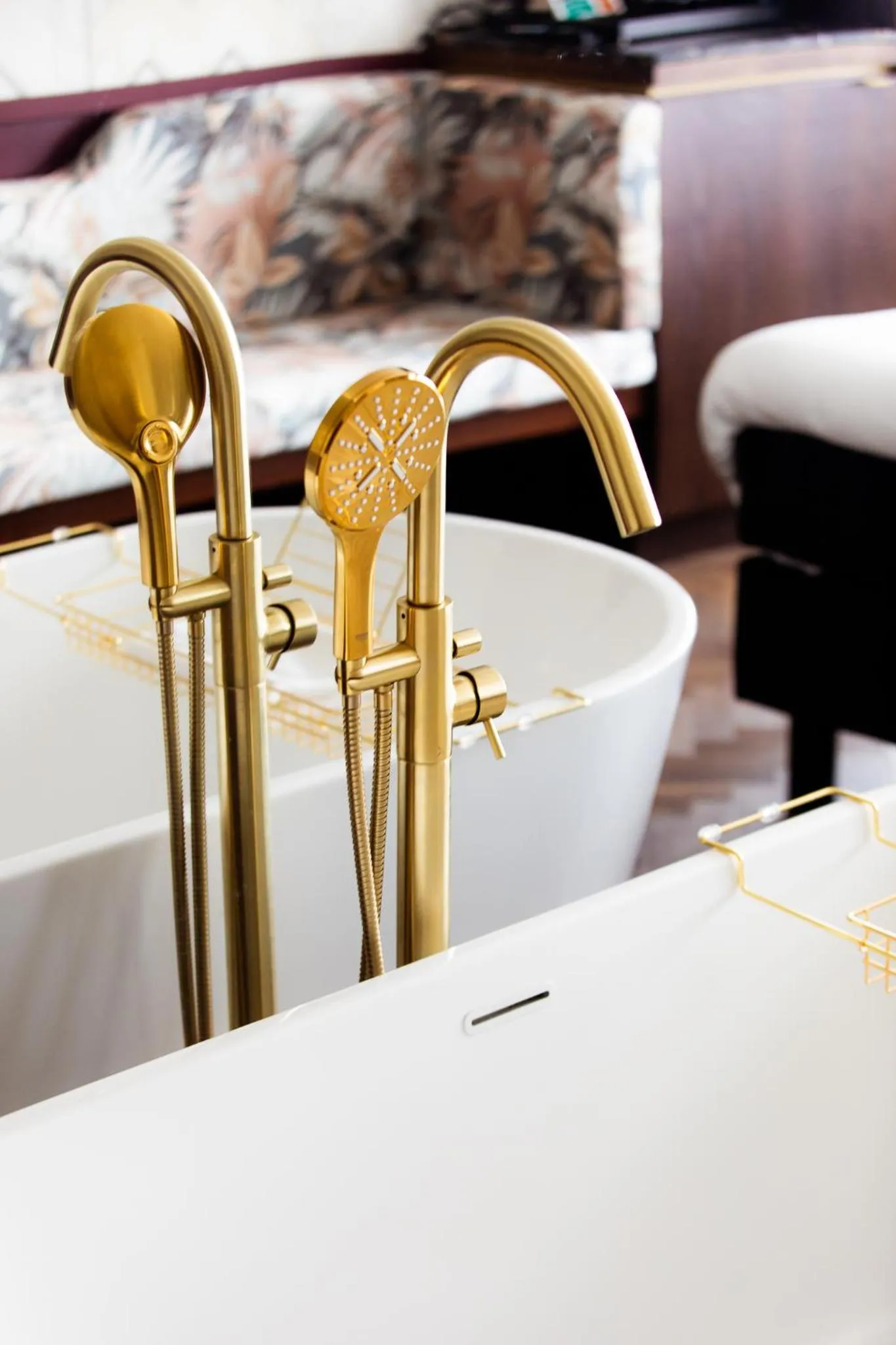 Bath in City Hotel Haarhuis, World Hotels Crafted Collection