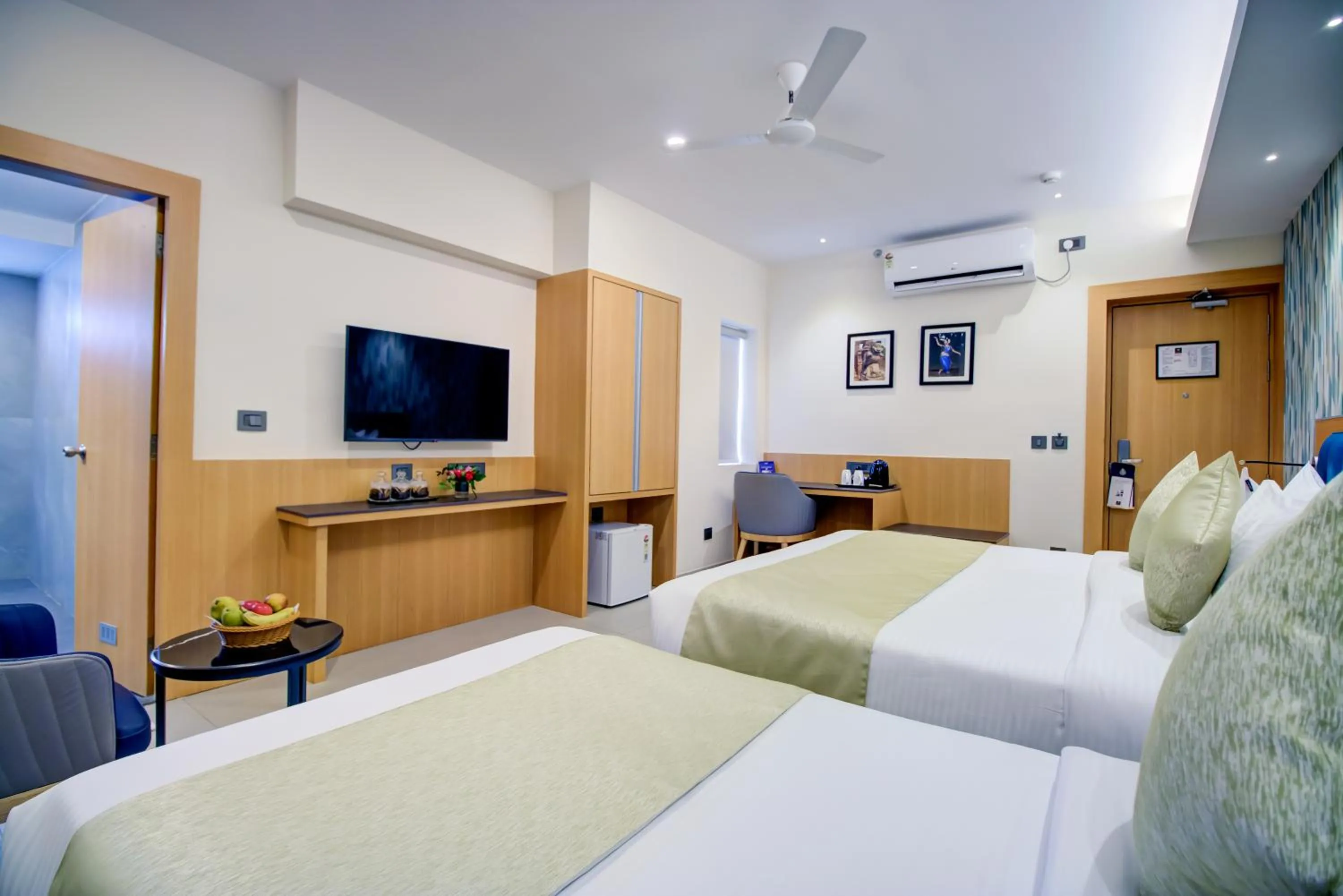 Bed in Cozzet Victoria Hotel