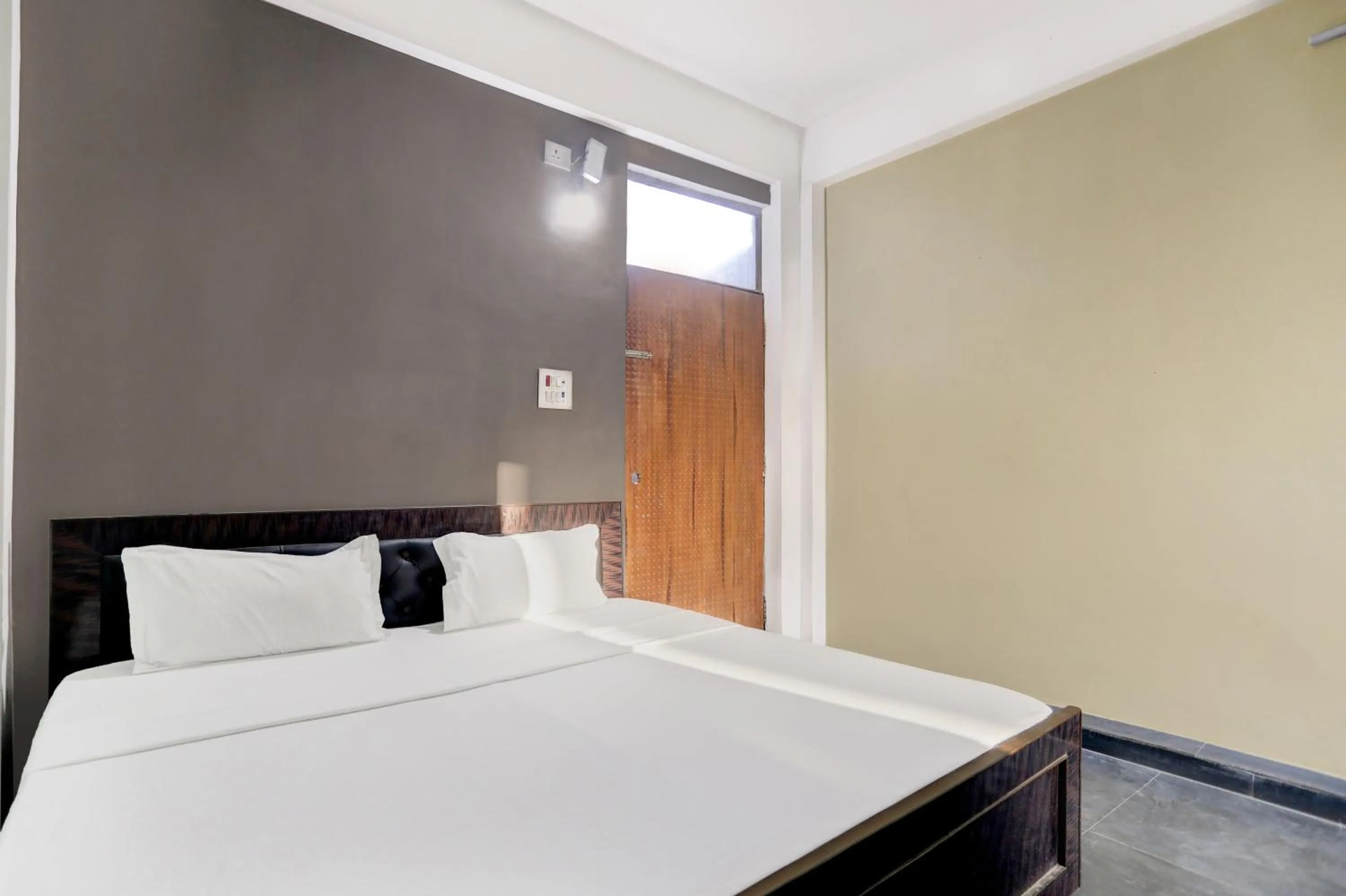Bedroom, Bed in Hotel O BABA Hotel & Restaurant