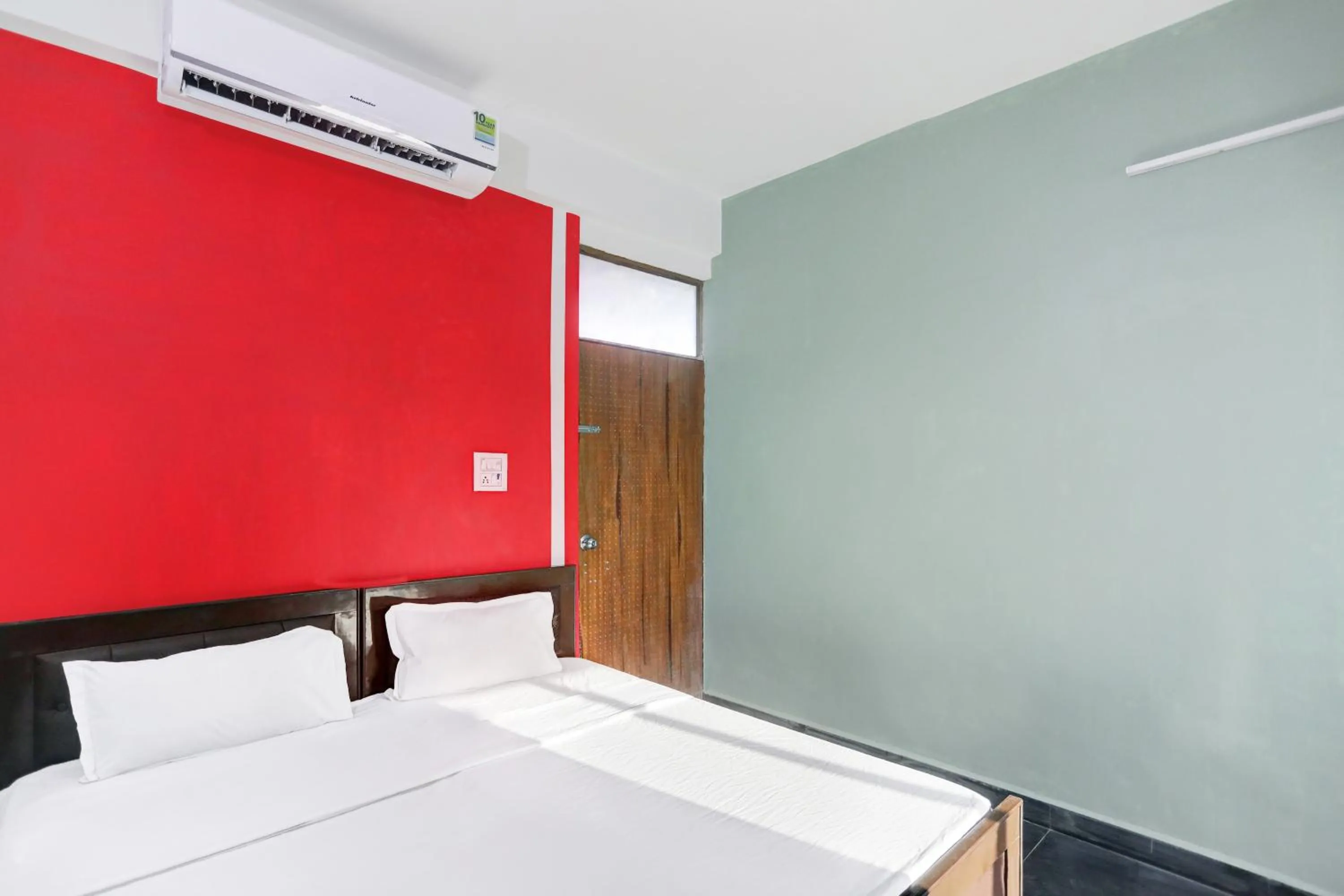 Bedroom, Bed in Hotel O BABA Hotel & Restaurant