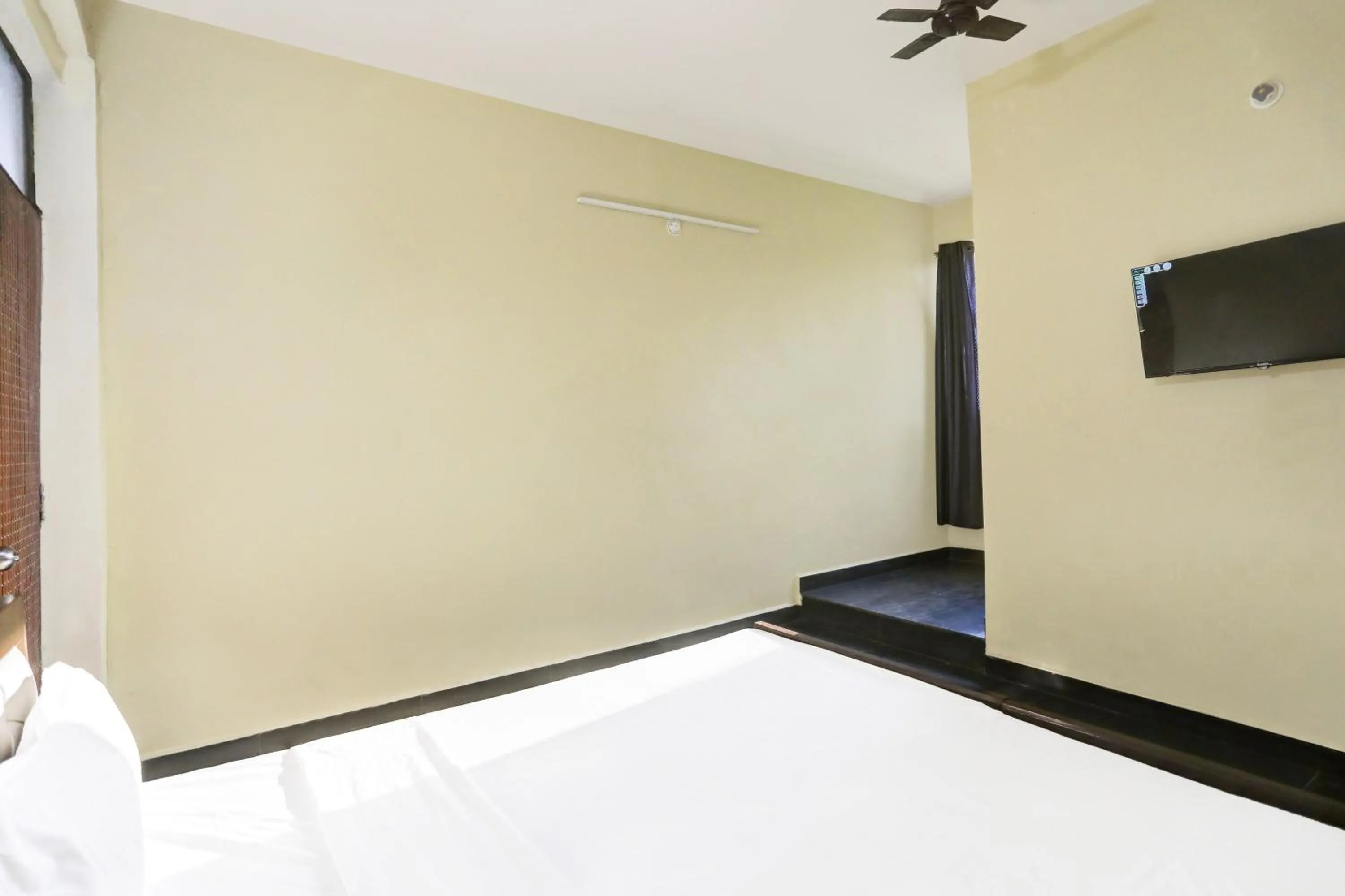 Bedroom, Bed in Hotel O BABA Hotel & Restaurant