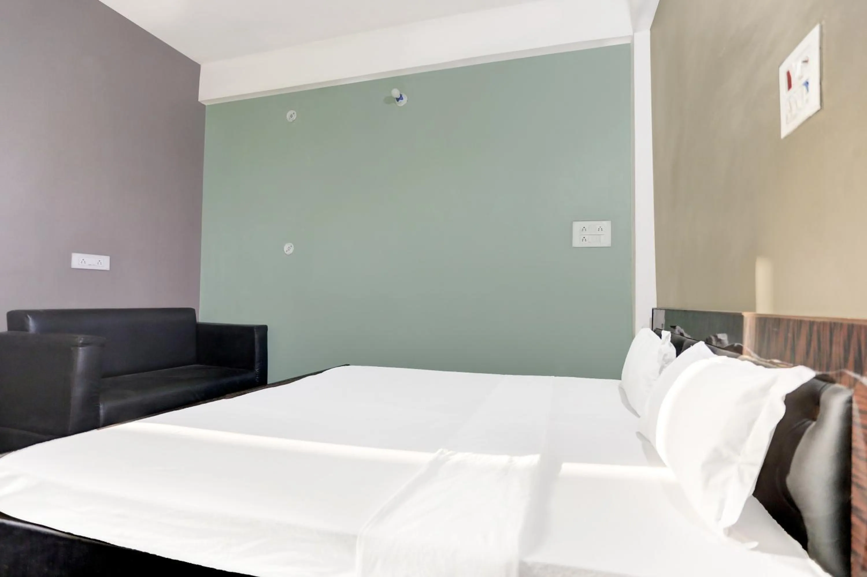 Bedroom, Bed in Hotel O BABA Hotel & Restaurant