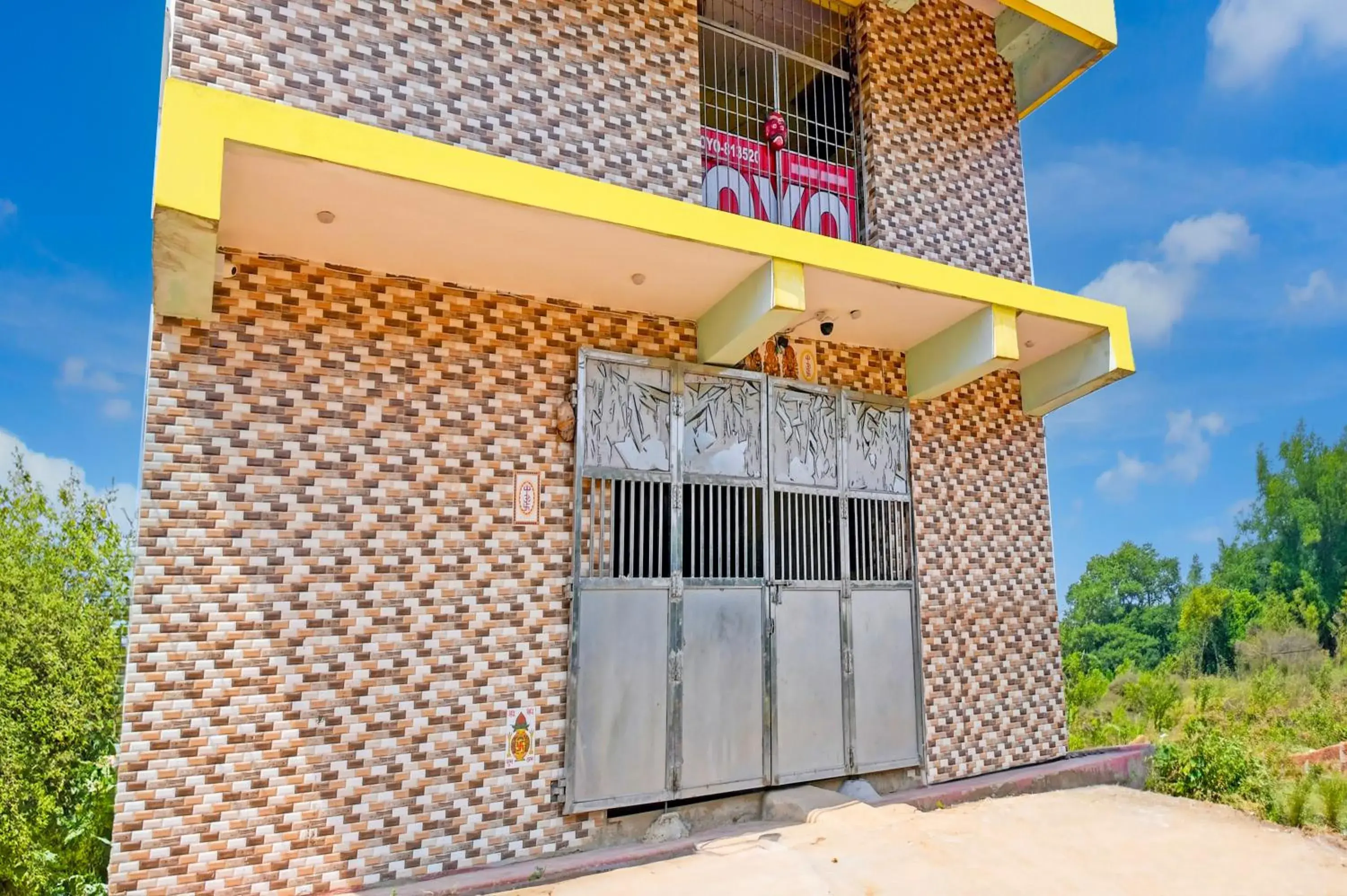 Facade/entrance in Hotel O City Dreams Facade/entrance in Hotel O City Dreams