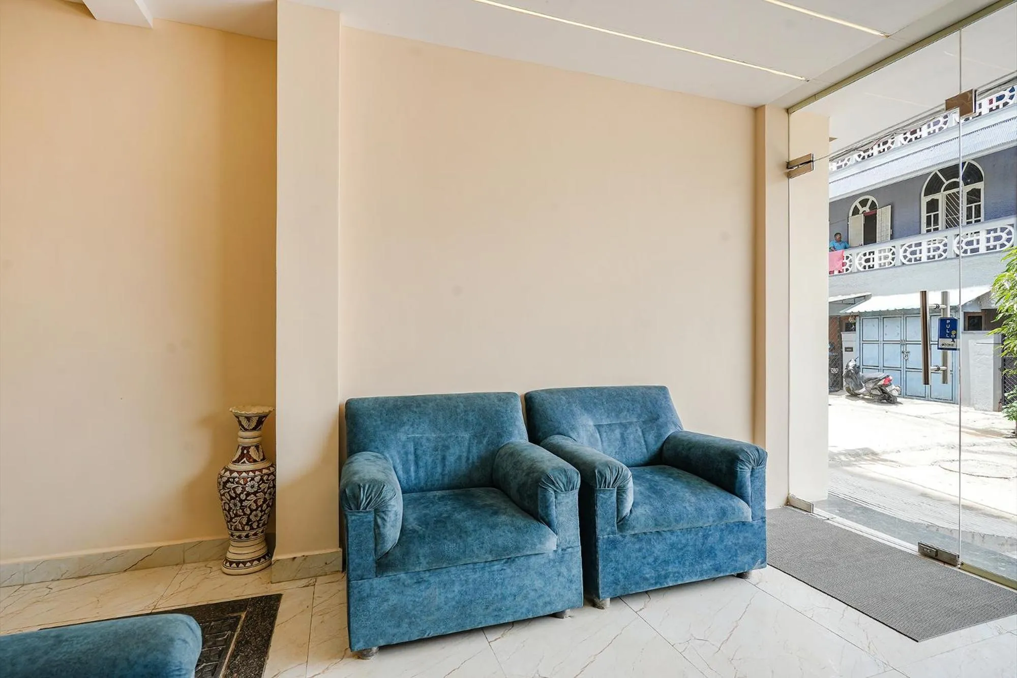 Seating area in FabHotel Crystal Suites - Near Marathahalli Junction