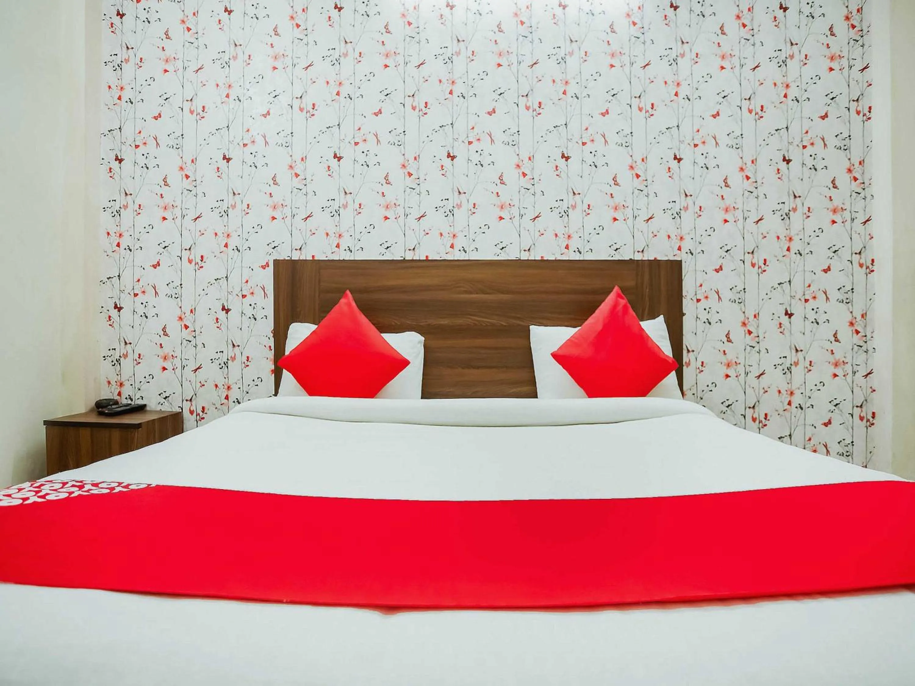 Bedroom, Bed in Hotel O Discovery