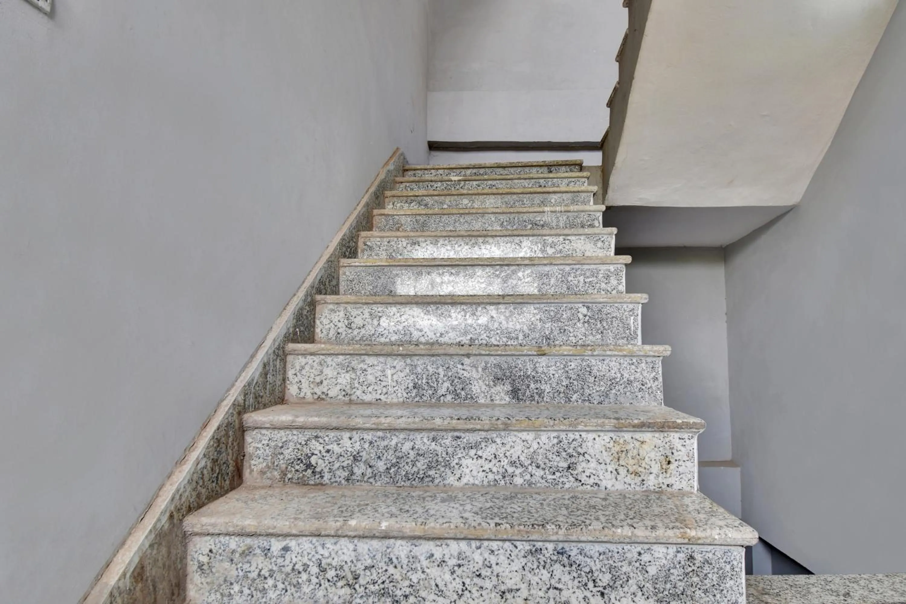 Lobby or reception in Hotel O by OYO Royal Paradise