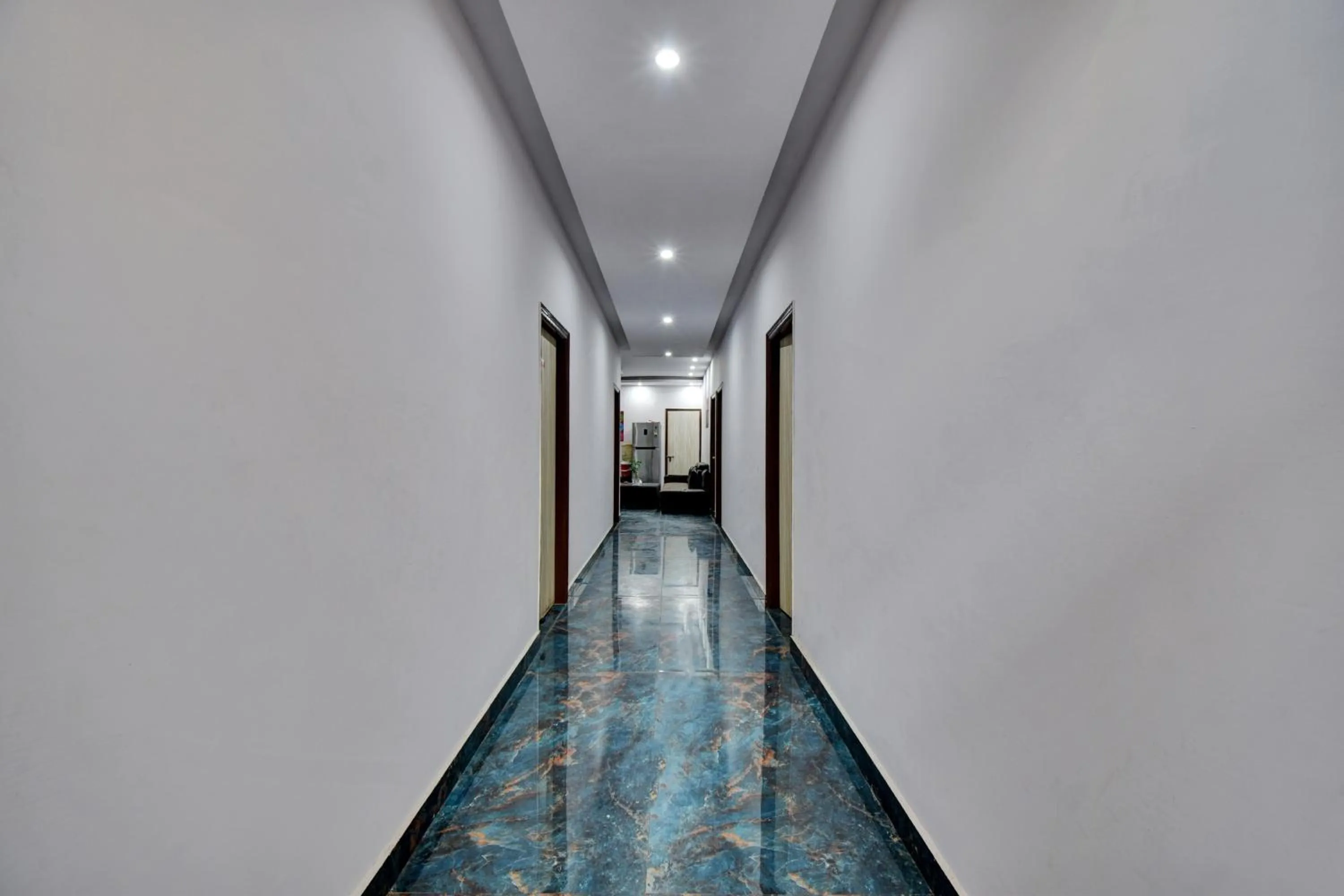 Lobby or reception in Hotel O by OYO Royal Paradise