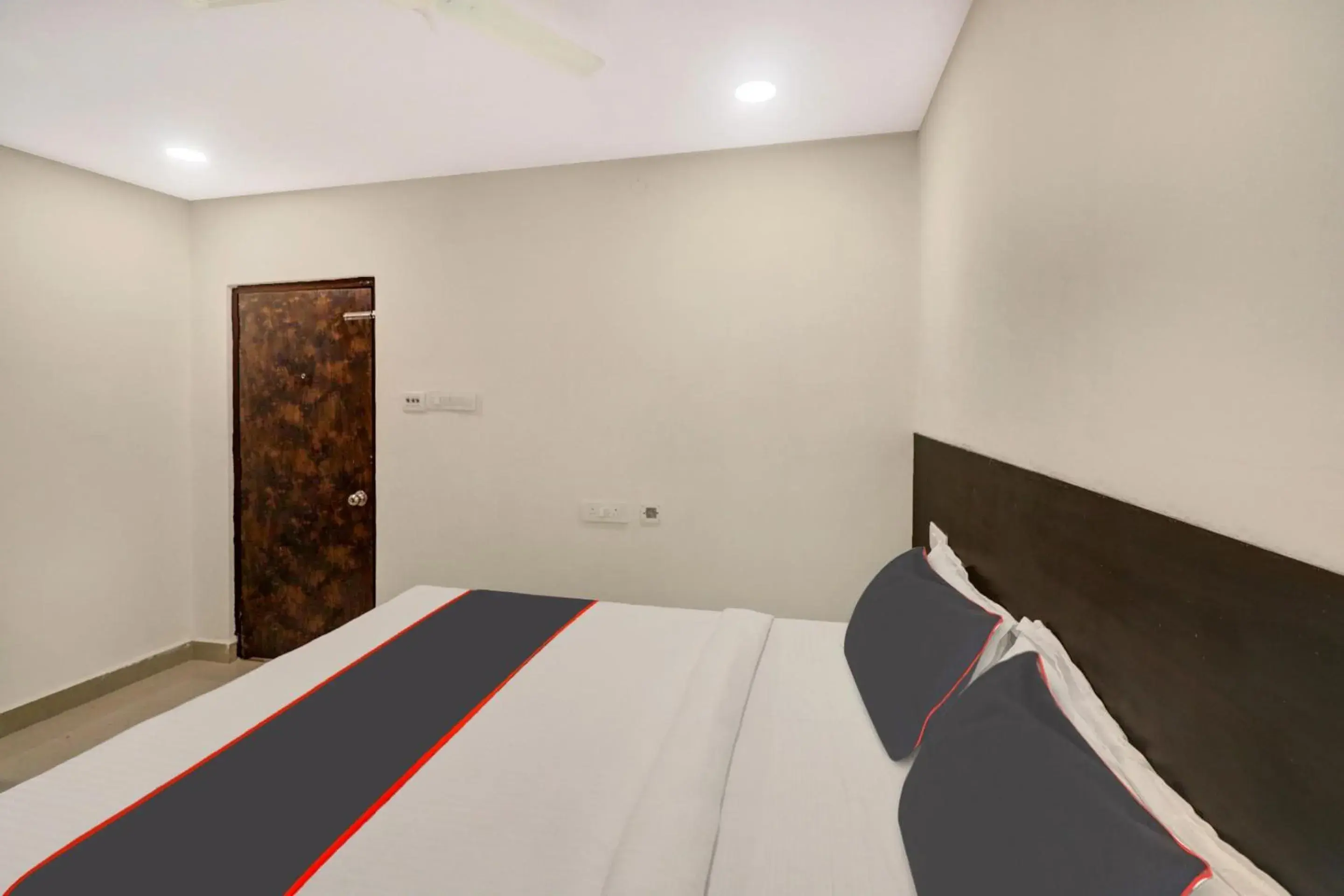 Bedroom, Bed in Super Collection O Pnr International Mehdipatnam Bedroom, Bed in Super Collection O Pnr International Mehdipatnam
