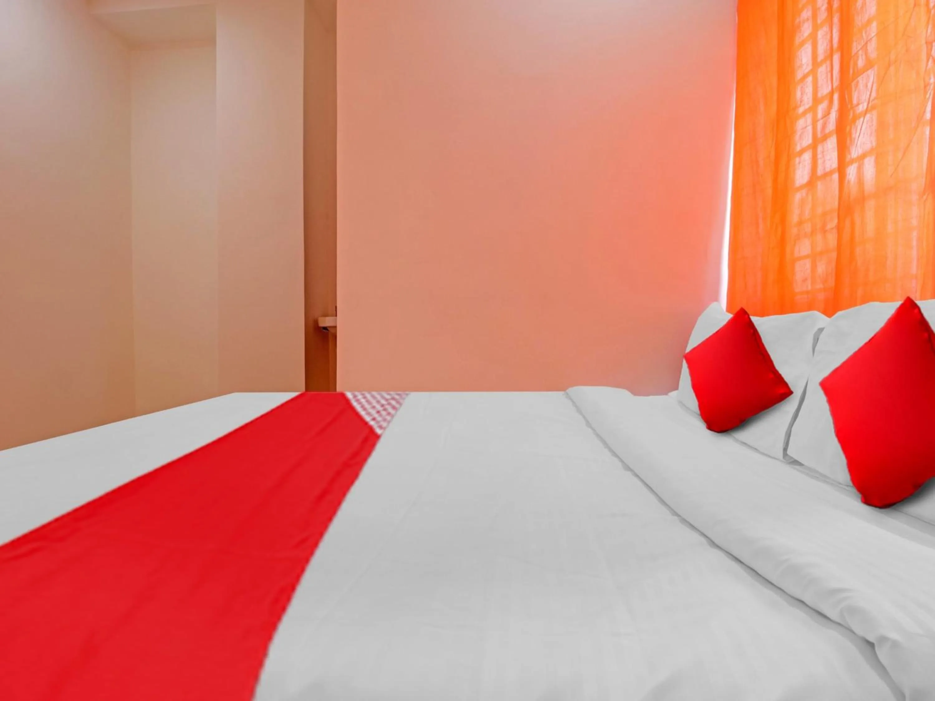 Bedroom in Hotel O NEW PLATINUM