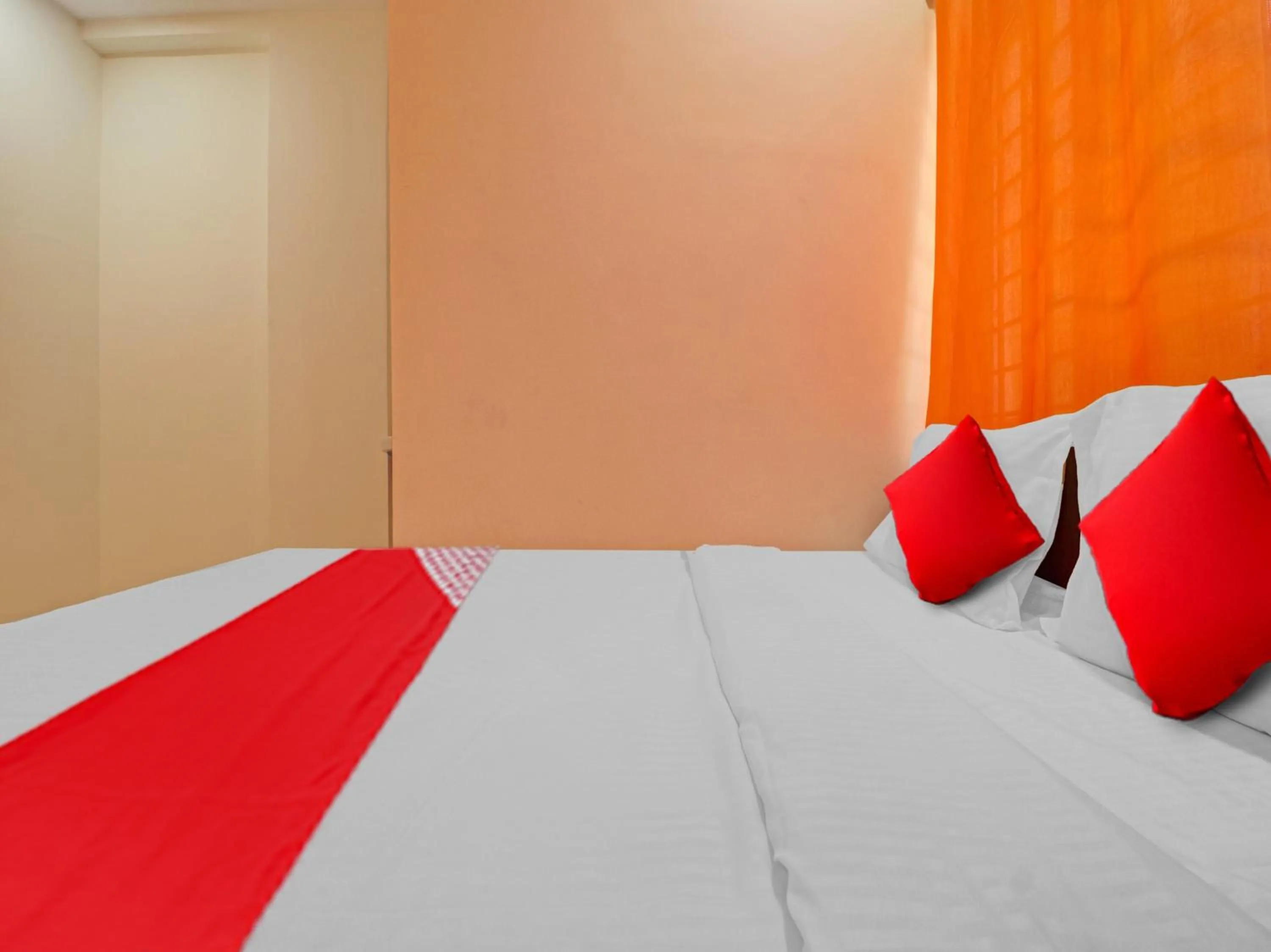 Bedroom in Hotel O NEW PLATINUM