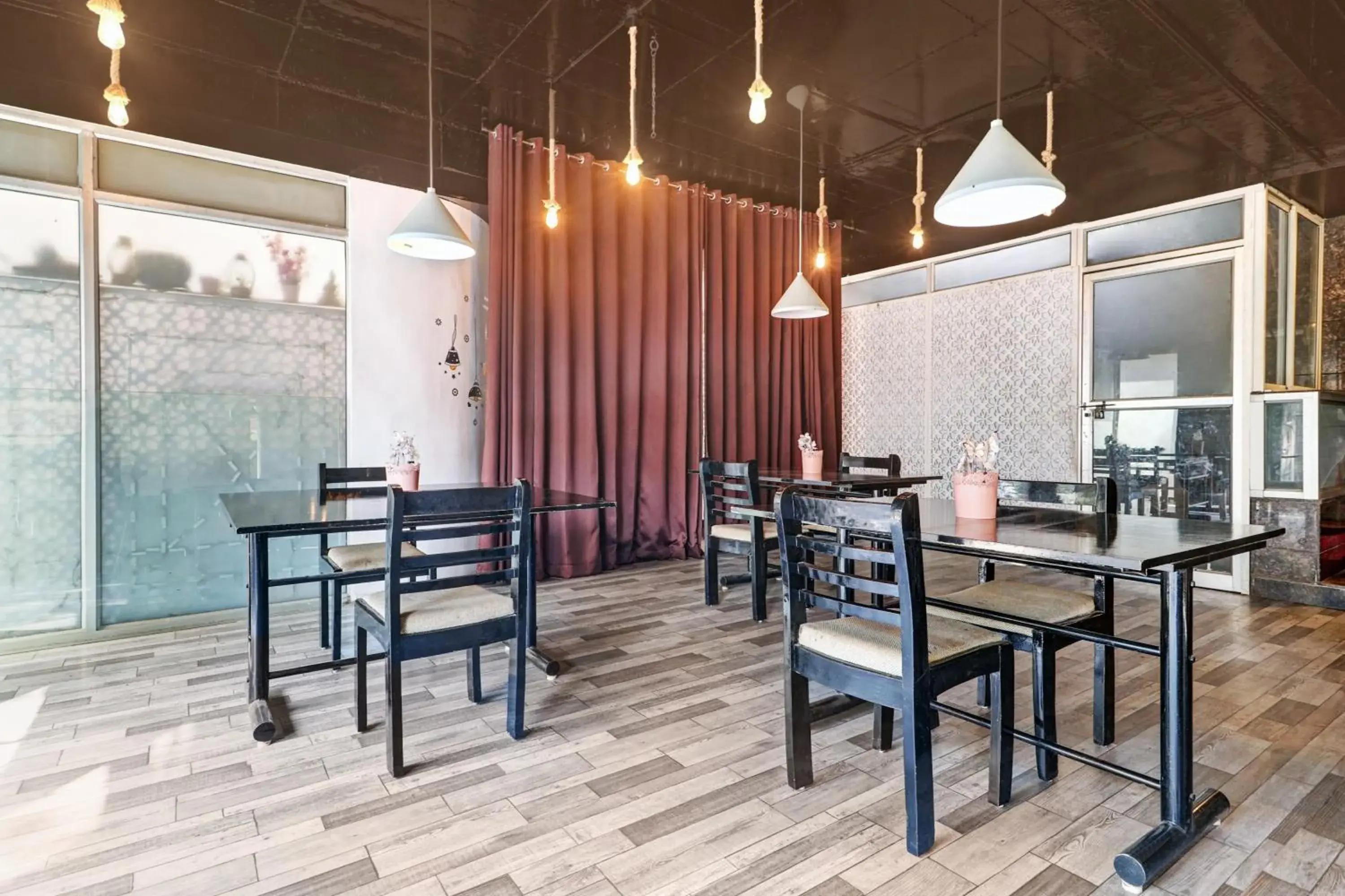 Restaurant/places to eat in Super Capital O Qualia Gachibowli Restaurant/places to eat in Super Capital O Qualia Gachibowli