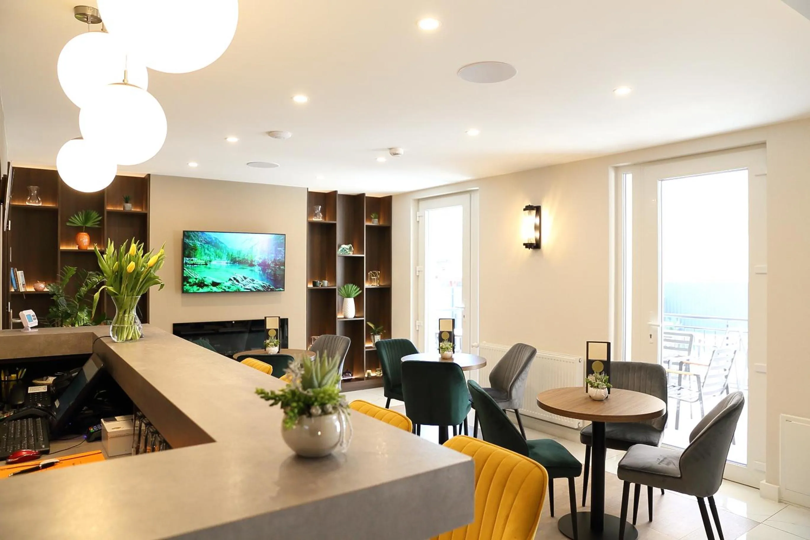 Hotel Crystal
