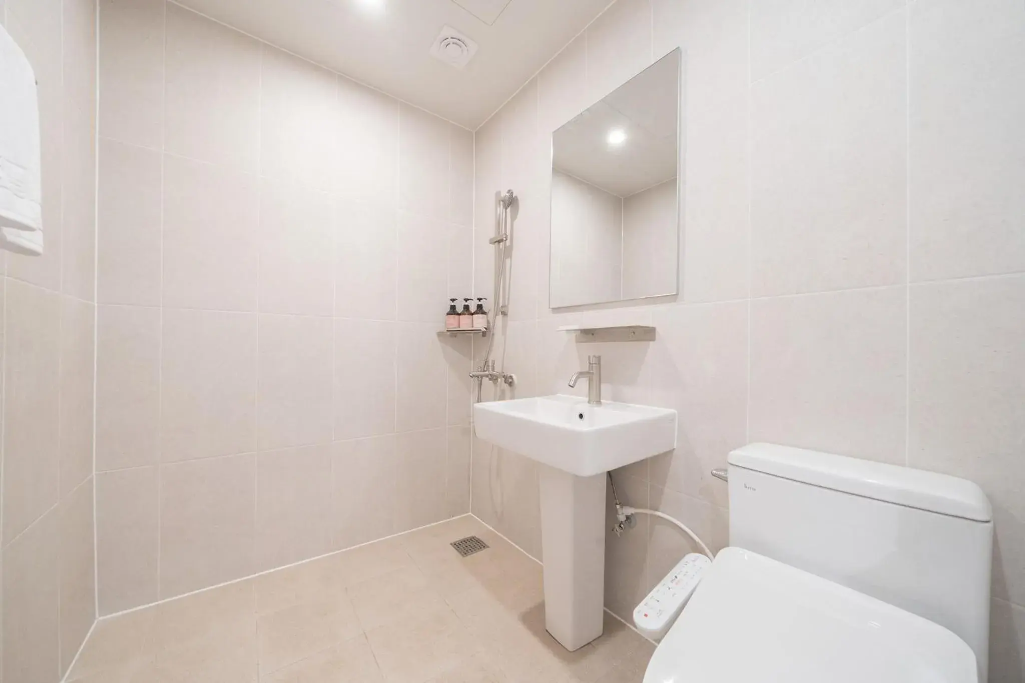 Standard Twin Room in Anook Hotel Cheongju Uam 2nd Standard Twin Room in Anook Hotel Cheongju Uam 2nd