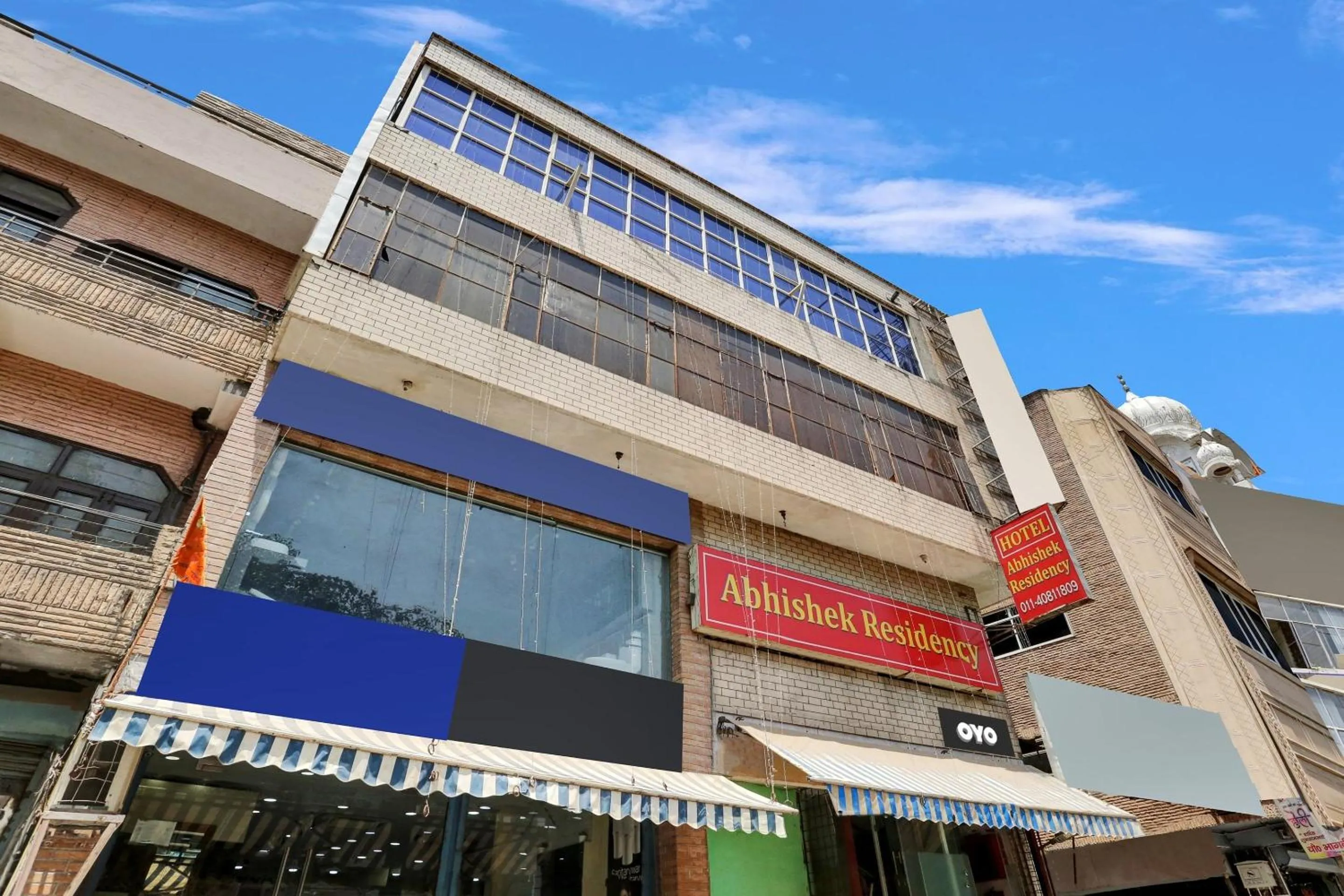 Facade/entrance in OYO 81306 Abhishek Residency