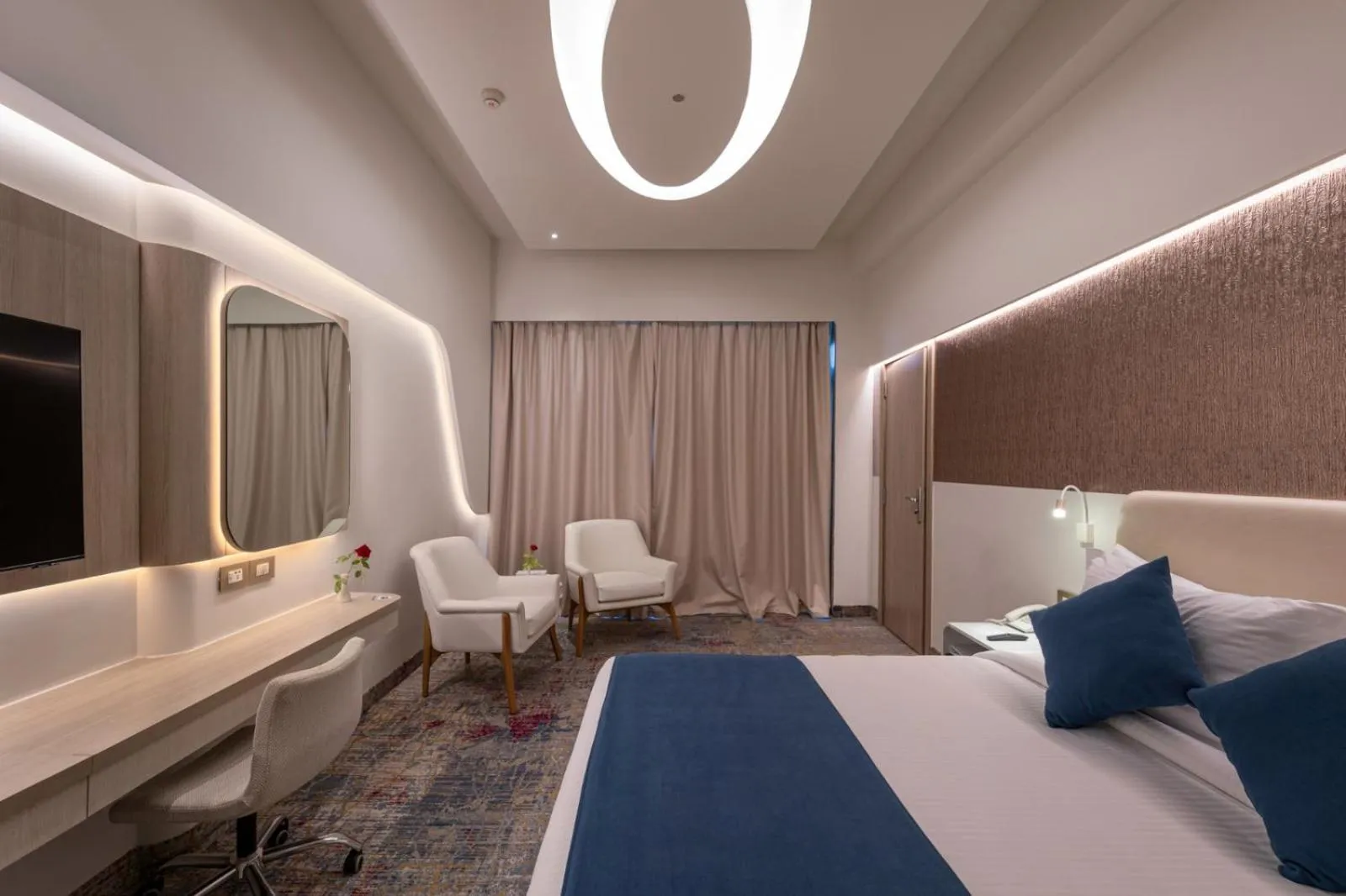 Bedroom, Bed in Crowne Plaza Alexandria Mirage by IHG