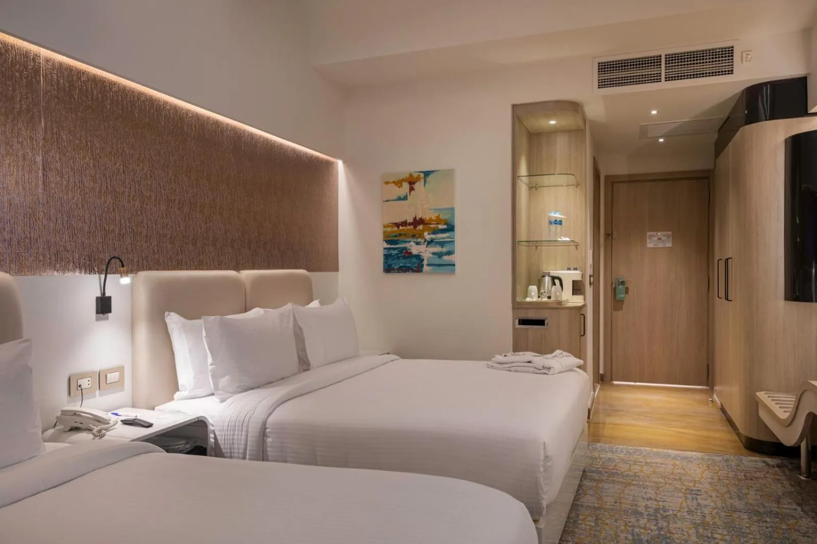 Bedroom, Bed in Crowne Plaza Alexandria Mirage by IHG