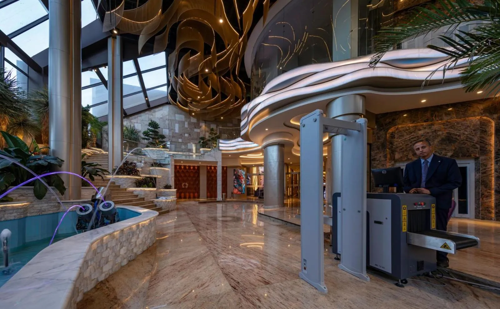 Lobby or reception in Crowne Plaza Alexandria Mirage by IHG