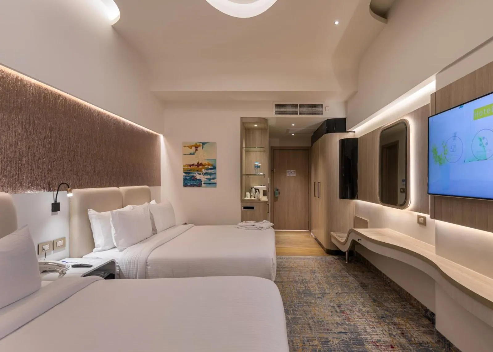 Bedroom, Bed in Crowne Plaza Alexandria Mirage by IHG