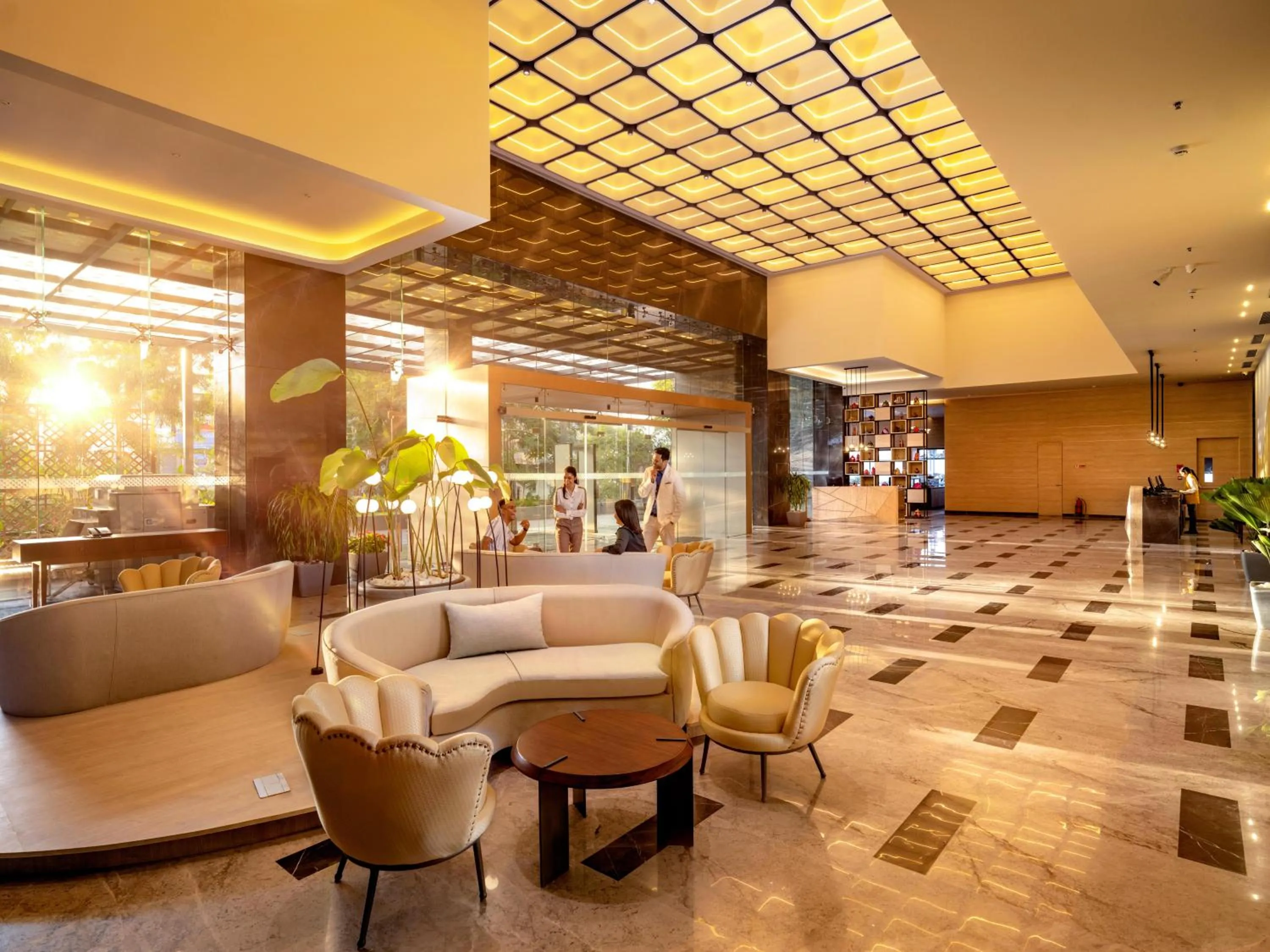 Facade/entrance in O by Tamara Coimbatore