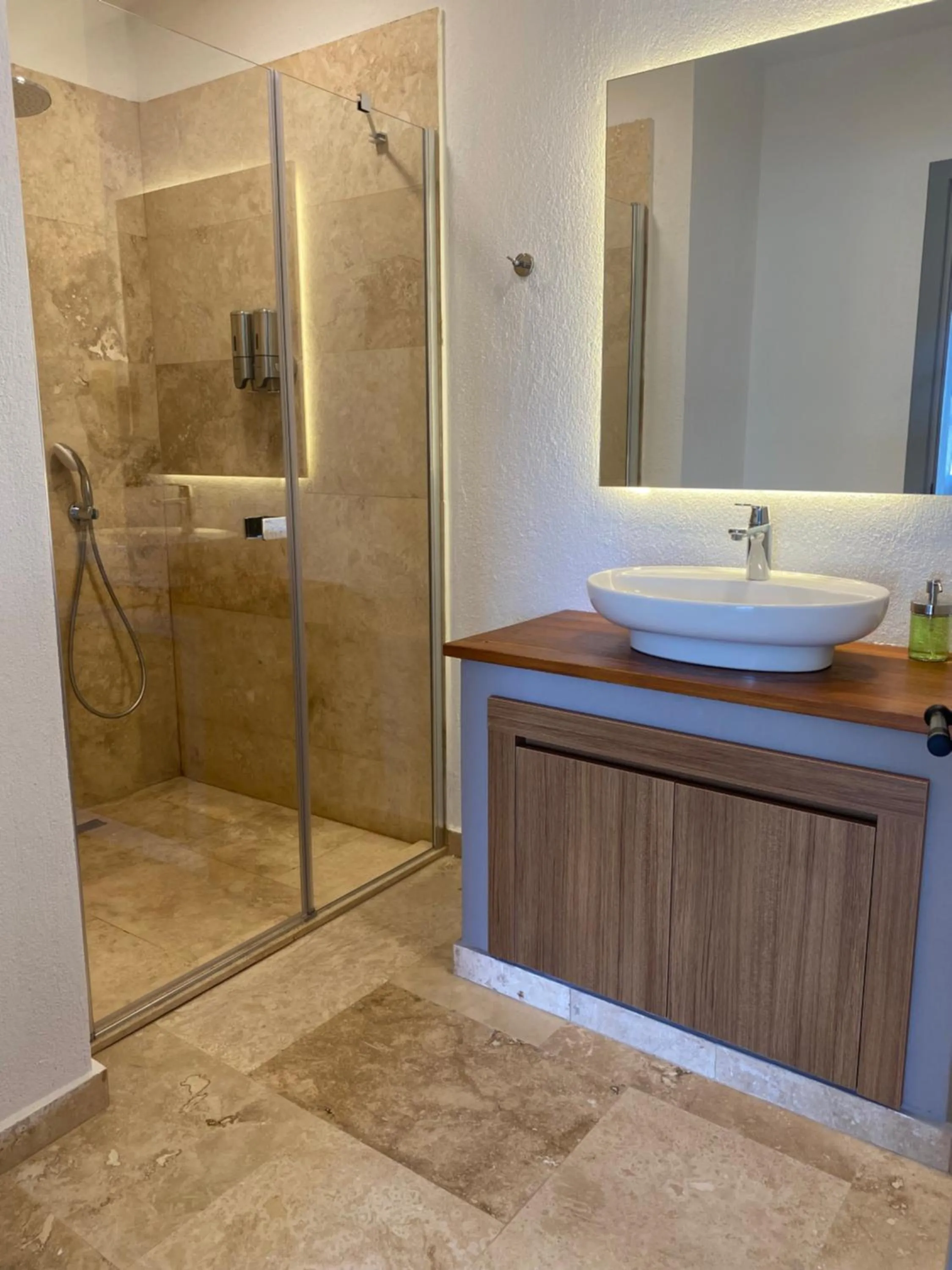 Shower in Alaçatı Molino Hotel