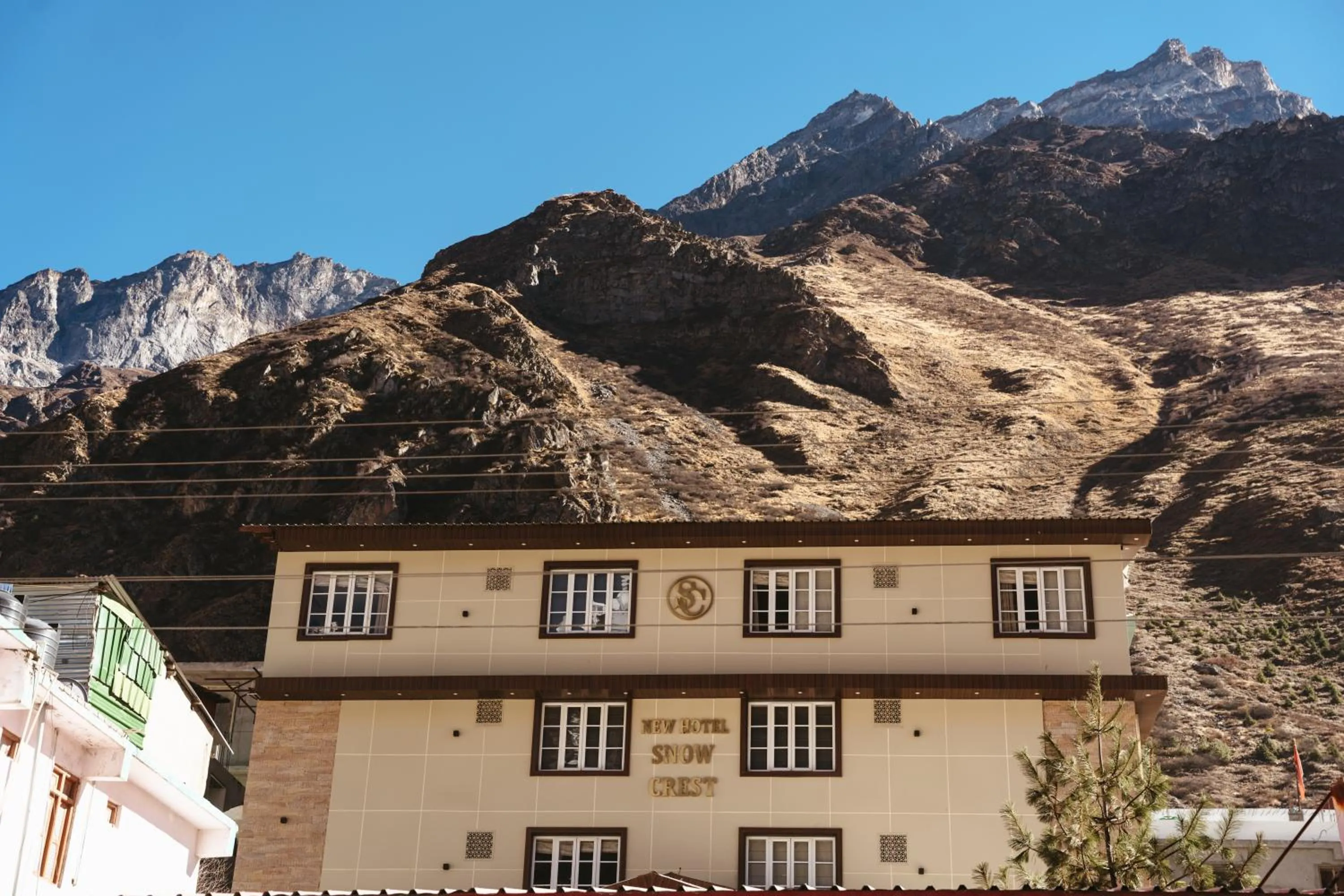 Facade/entrance in New Hotel Snow Crest