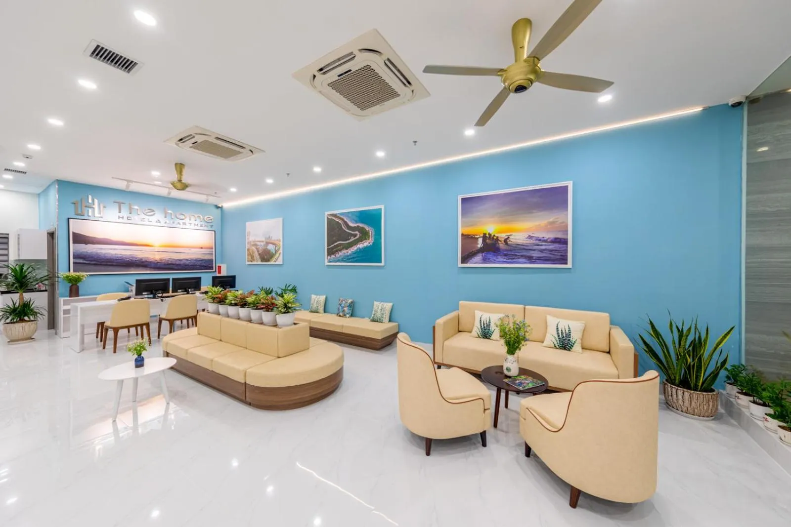 Lobby or reception in The Home Hotel & Apartment