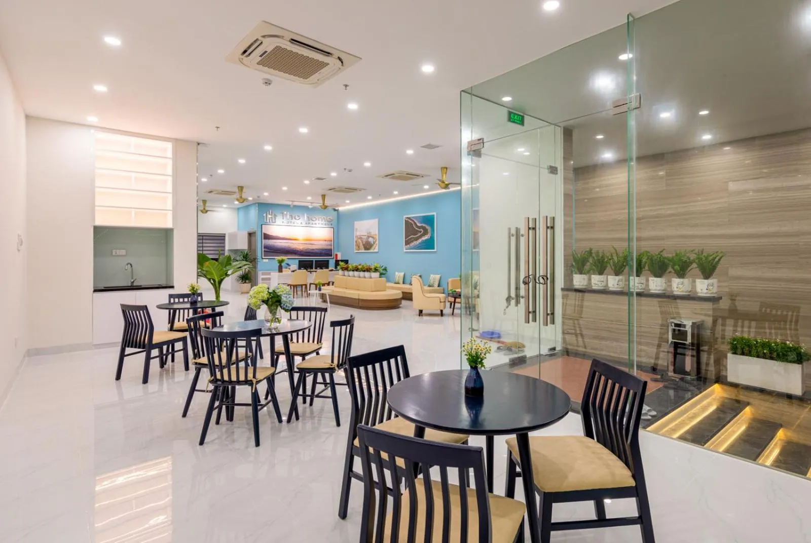 Lobby or reception in The Home Hotel & Apartment