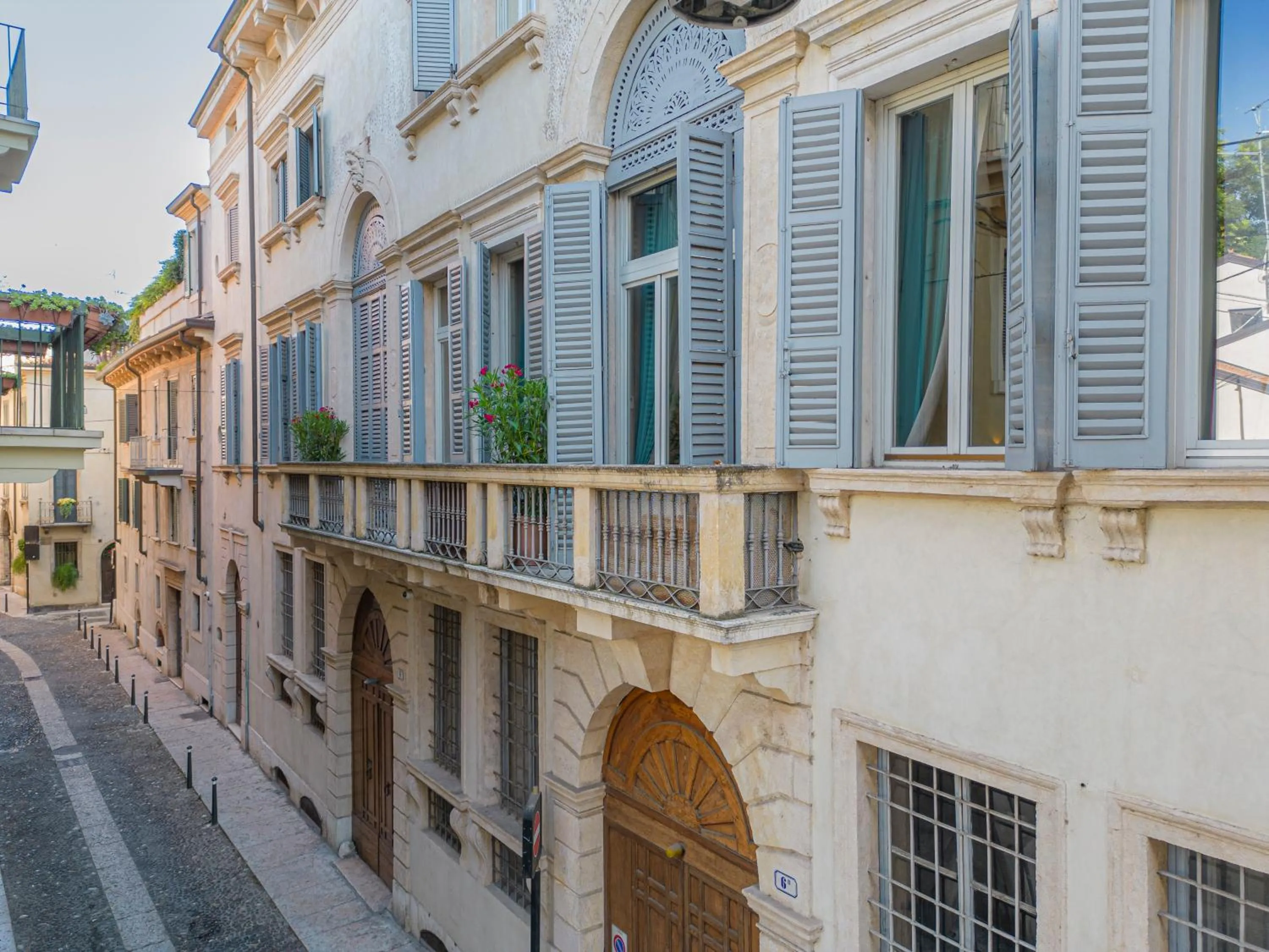 Property building in Corte Realdi - Palazzo Camozzini