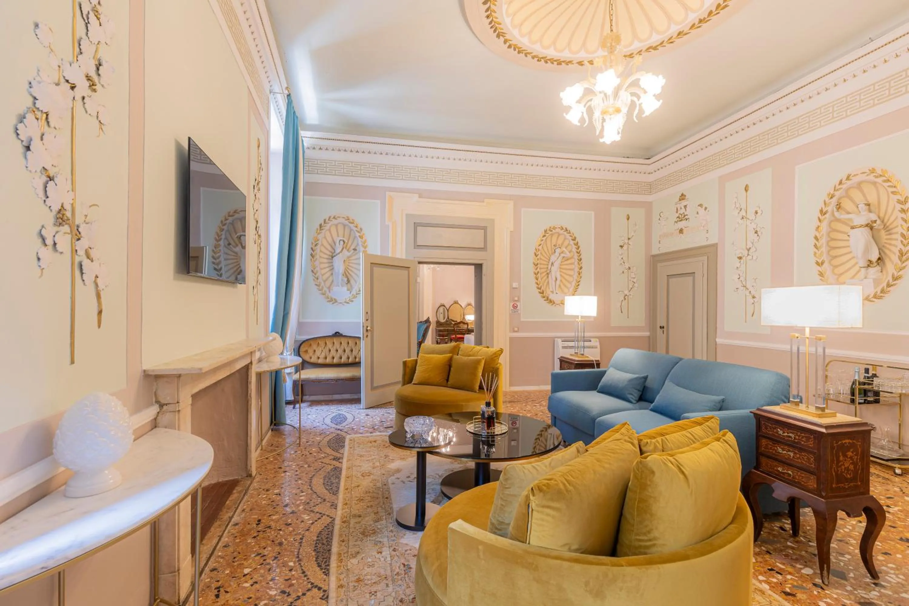 Living room in Corte Realdi - Palazzo Camozzini