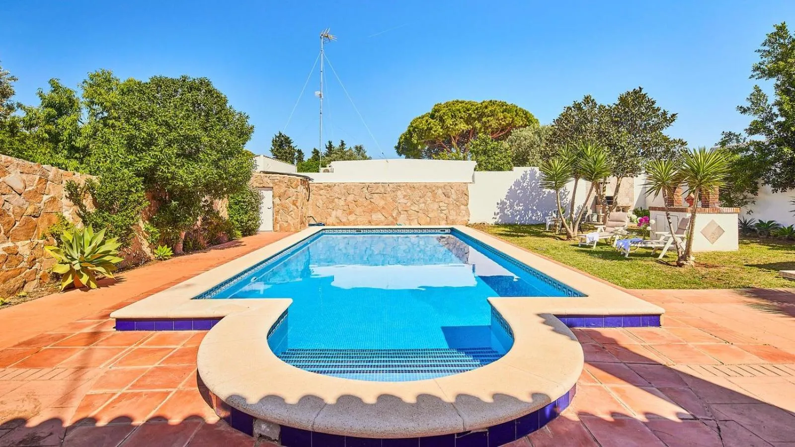 Swimming pool in Villa Lola 14 Chiclana de la Frontera by Ruralidays