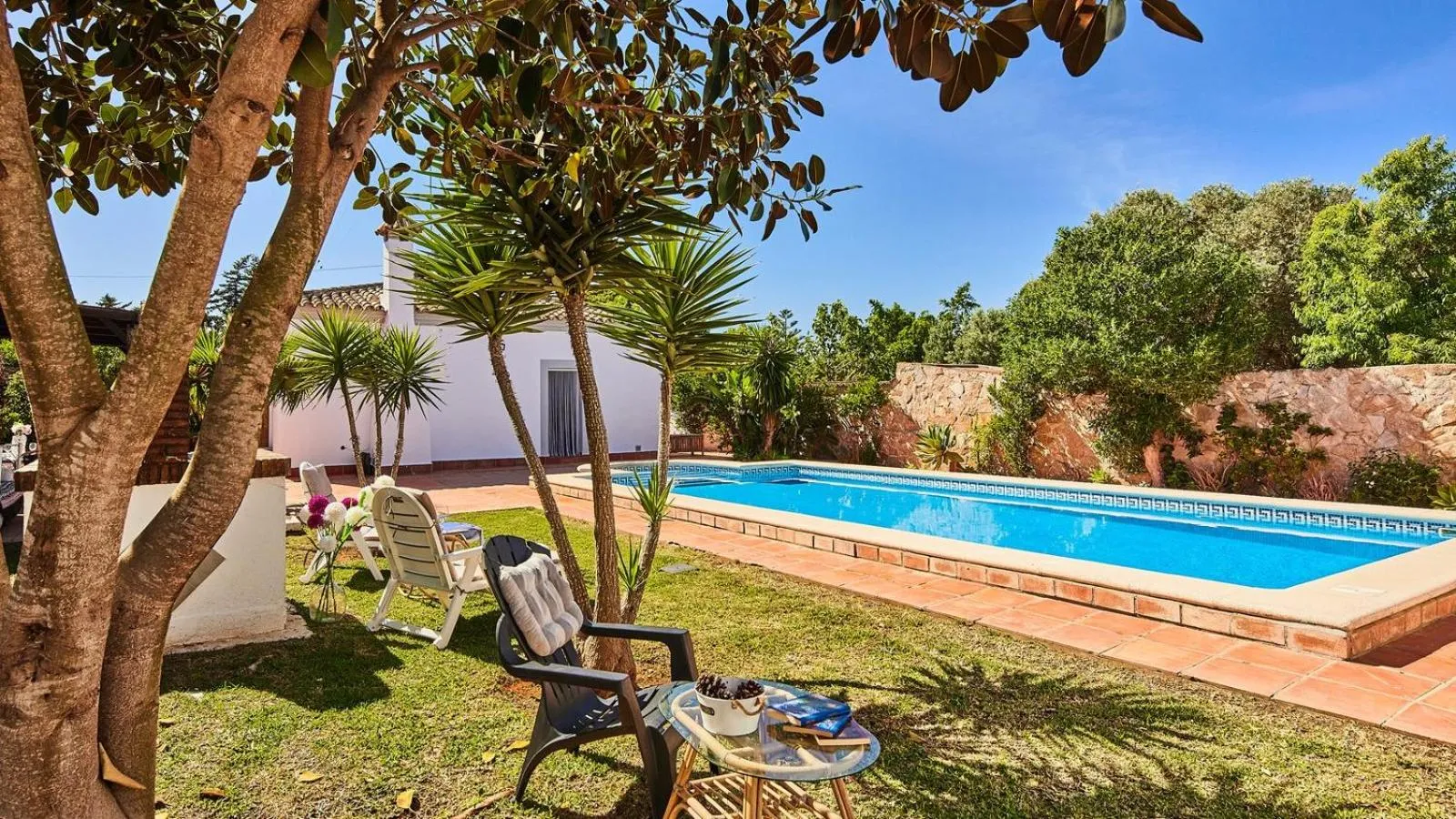 Swimming pool in Villa Lola 14 Chiclana de la Frontera by Ruralidays