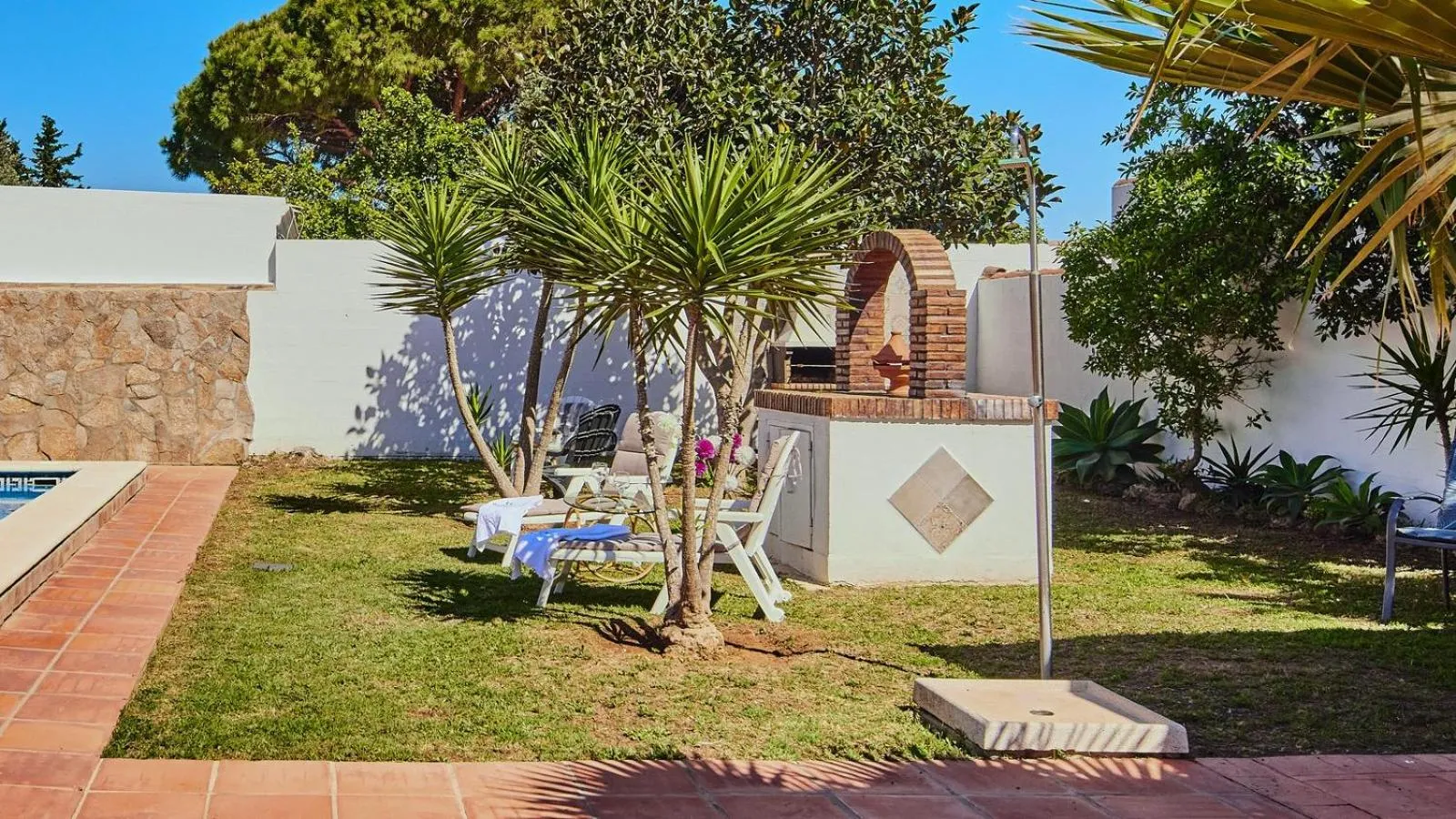 Swimming pool in Villa Lola 14 Chiclana de la Frontera by Ruralidays