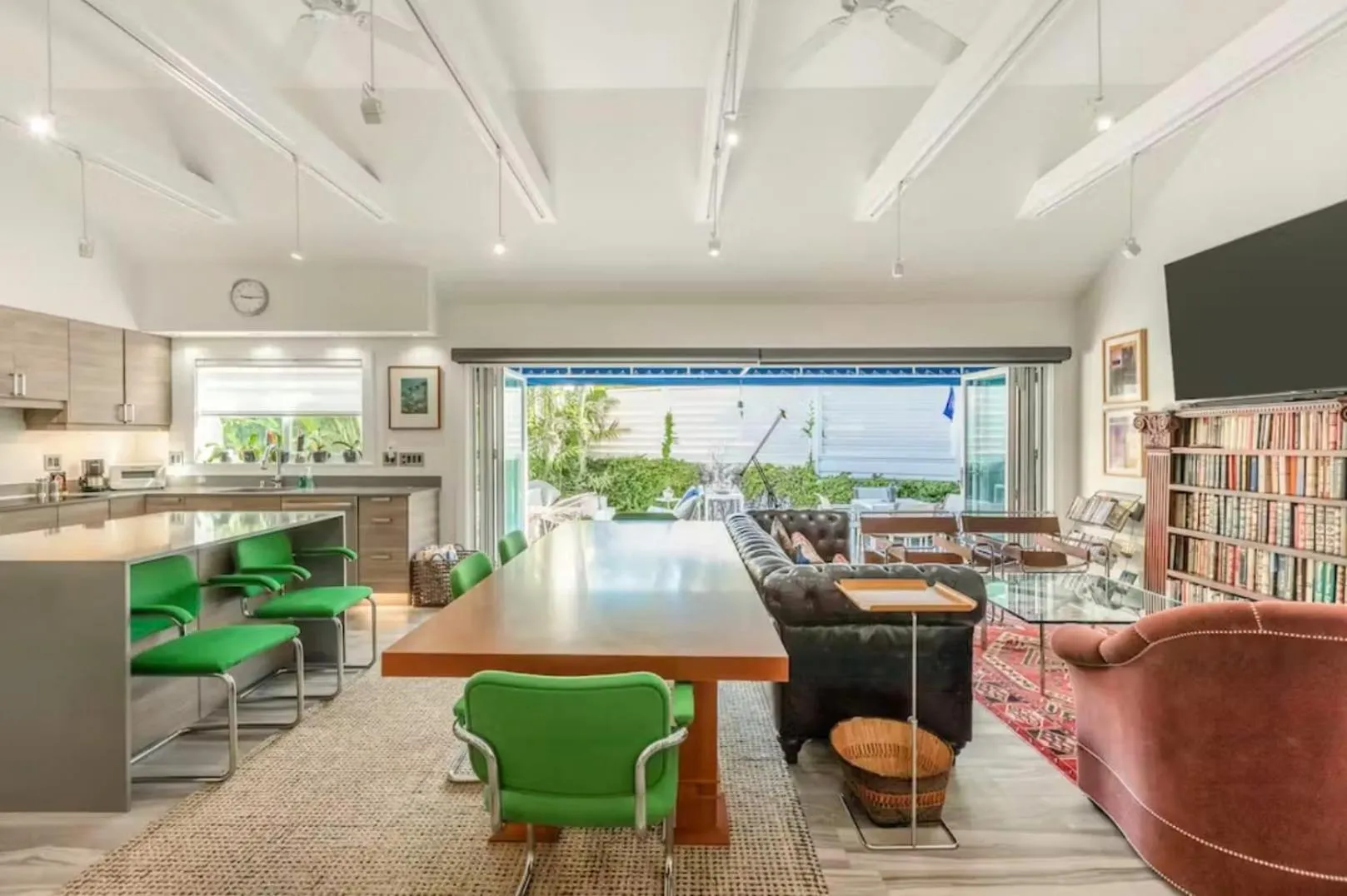 Casa Azul-Open Concept Home With Pool