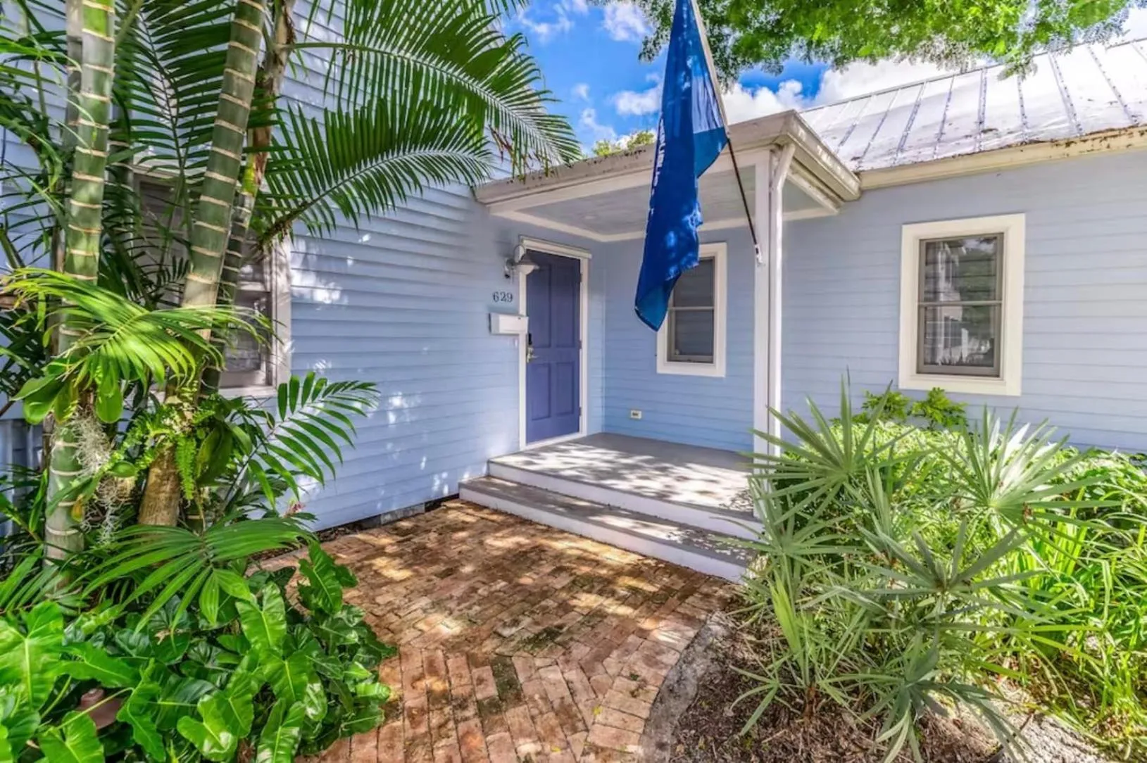 Casa Azul-Open Concept Home With Pool
