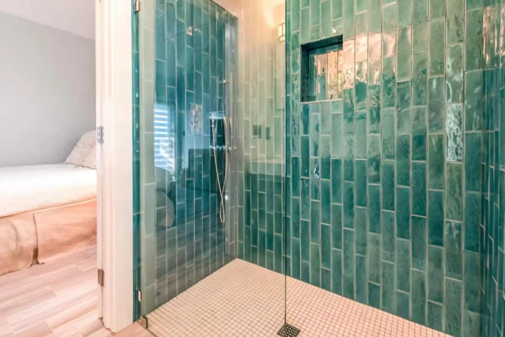Casa Azul-Open Concept Home With Pool