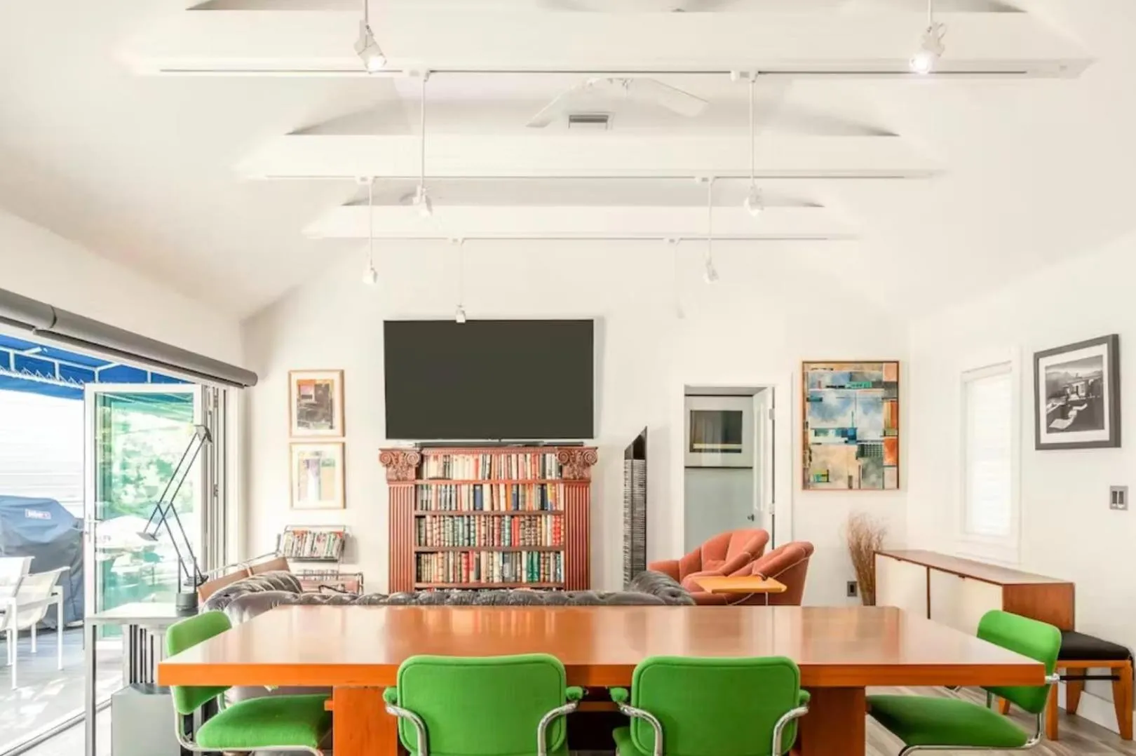Casa Azul-Open Concept Home With Pool
