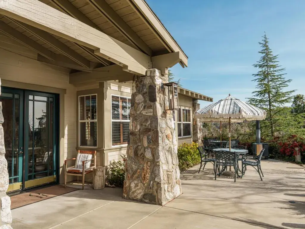 Property building in Orchard Hill Property building in Orchard Hill