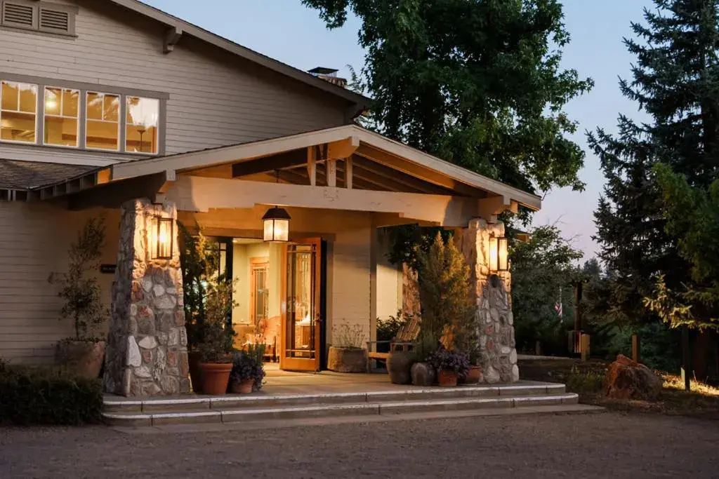 Property building in Orchard Hill Property building in Orchard Hill