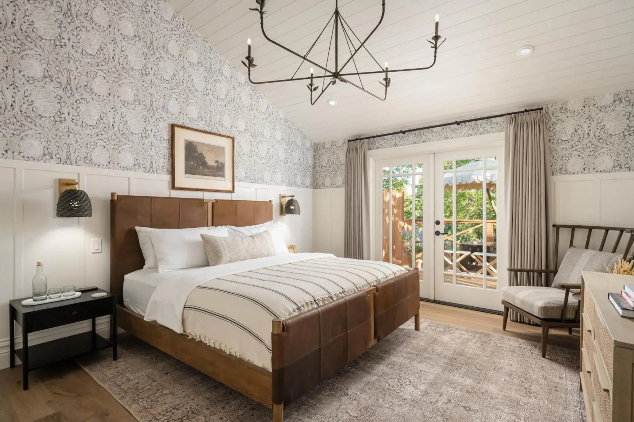 Bed in Orchard Hill Bed in Orchard Hill