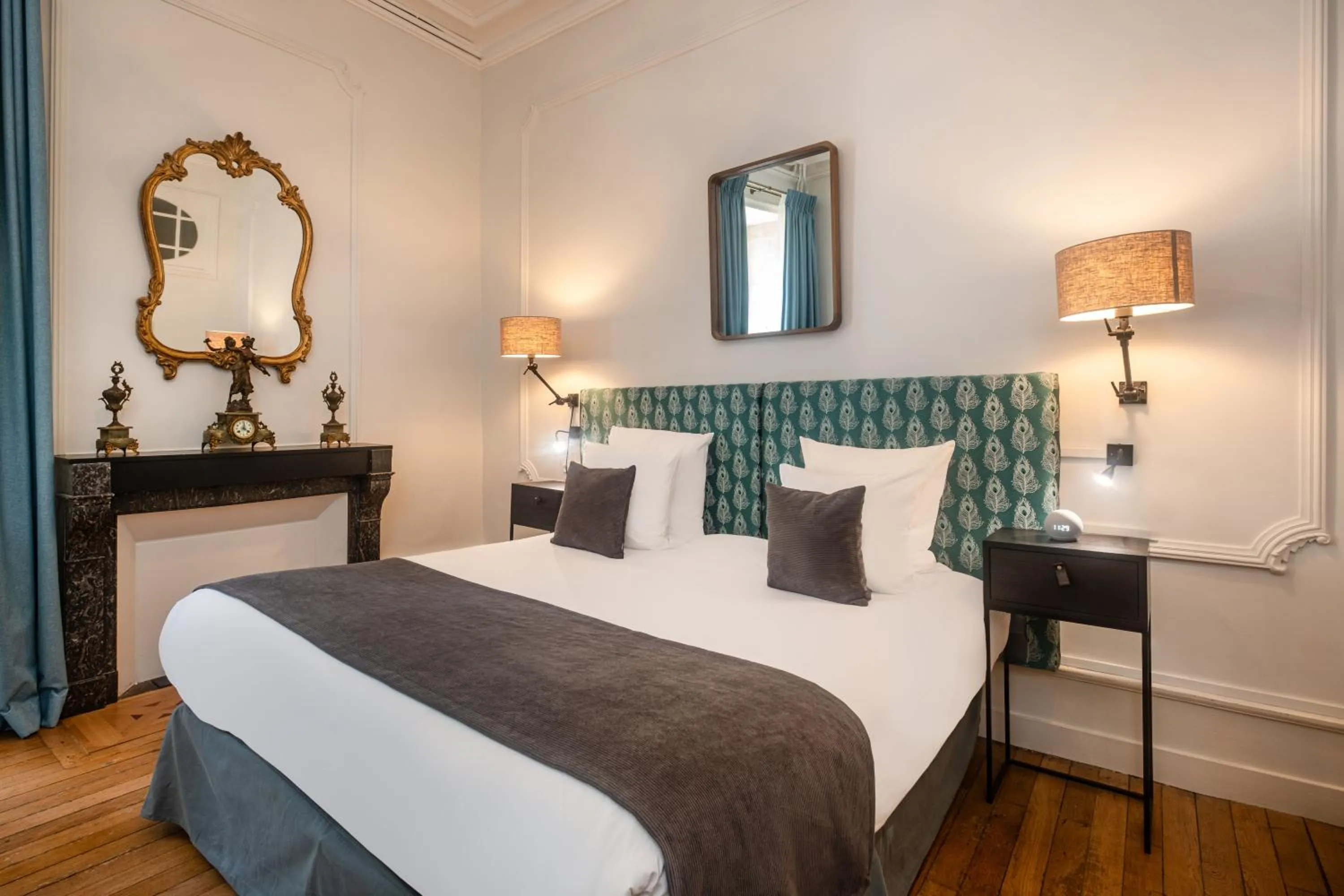 Bedroom, Bed in Domaine de la Commanderie de Ballan