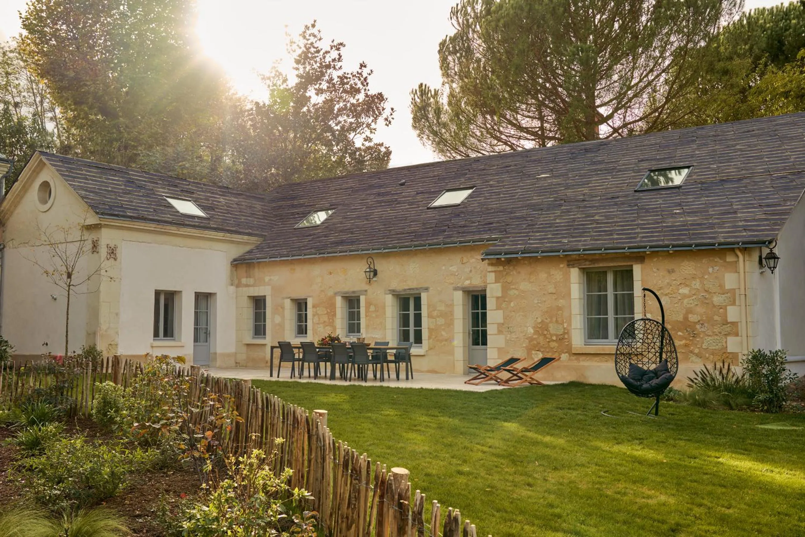 Property building in Domaine de la Commanderie de Ballan