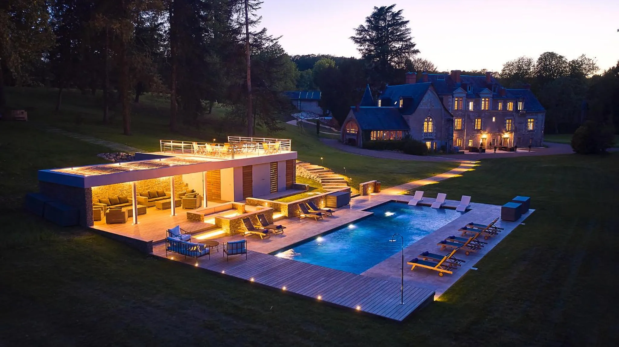 Swimming pool in Domaine de la Commanderie de Ballan