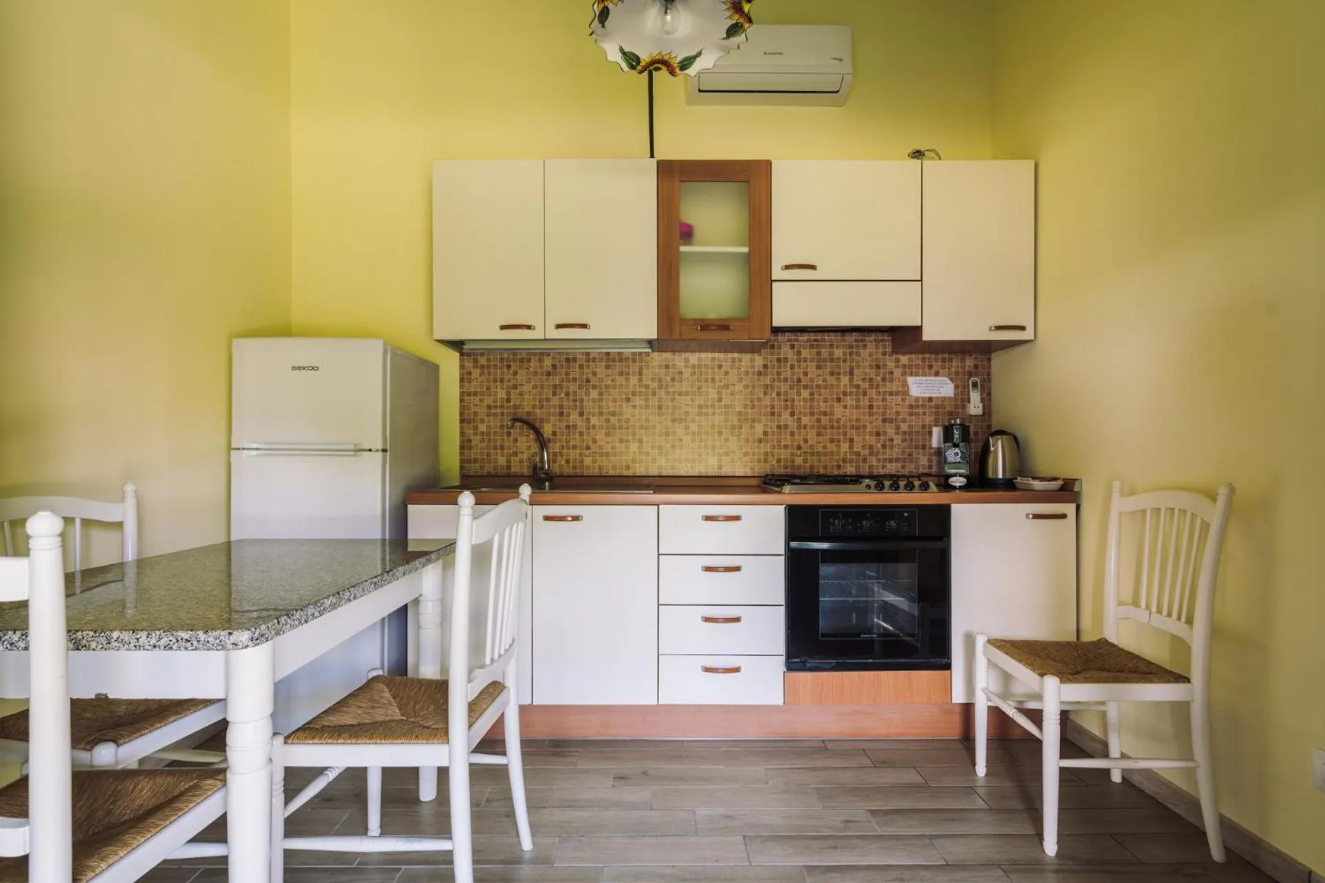 kitchen in Agriturismo il Laghetto