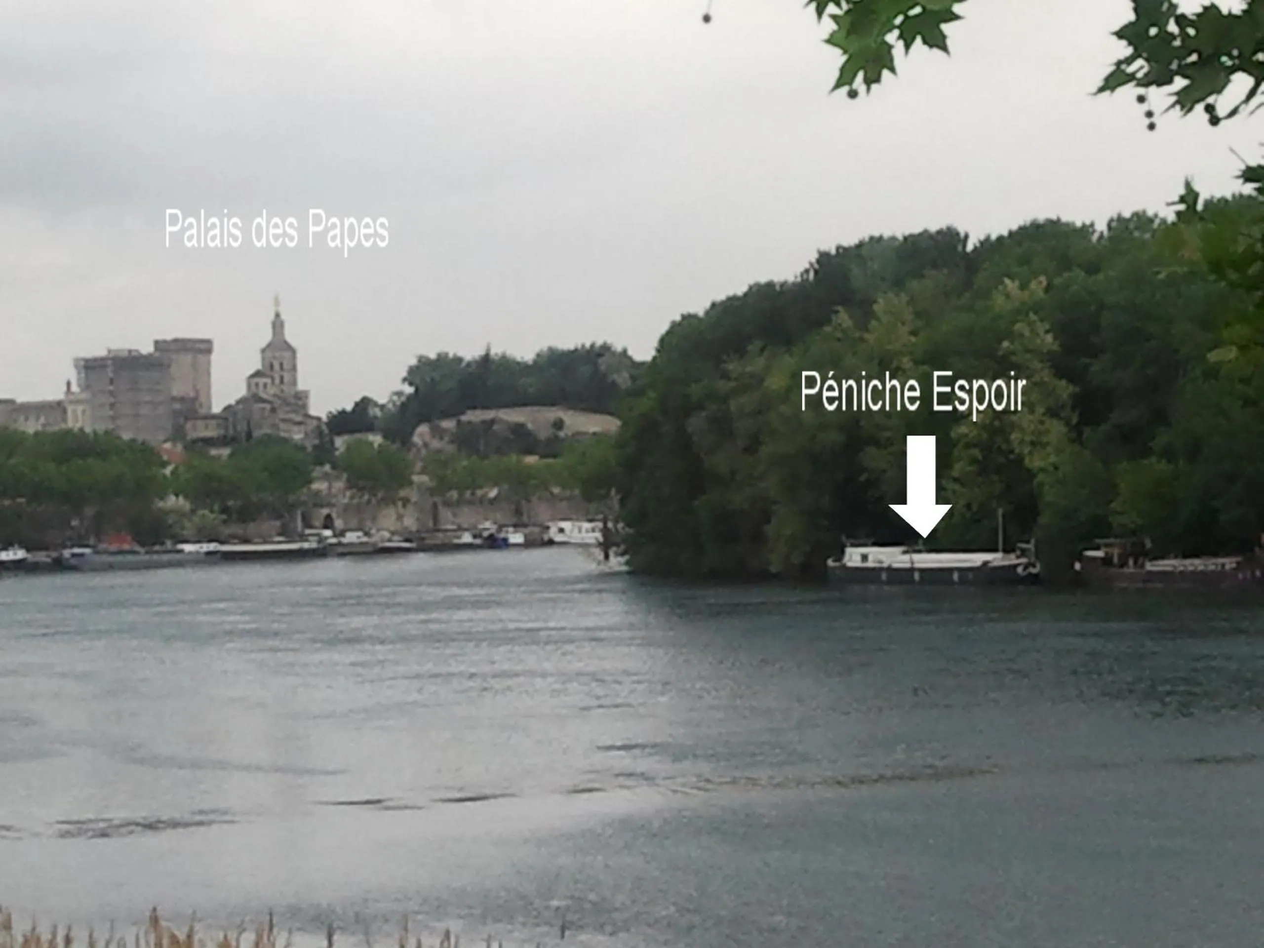 Location in Péniche Espoir