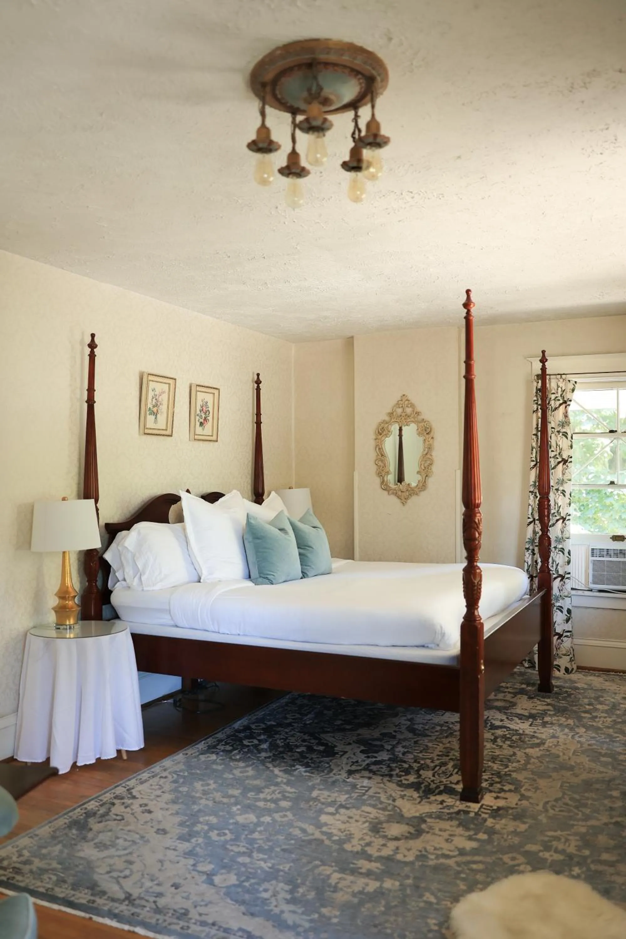 Bedroom, Bed in Marianna Stoltz House